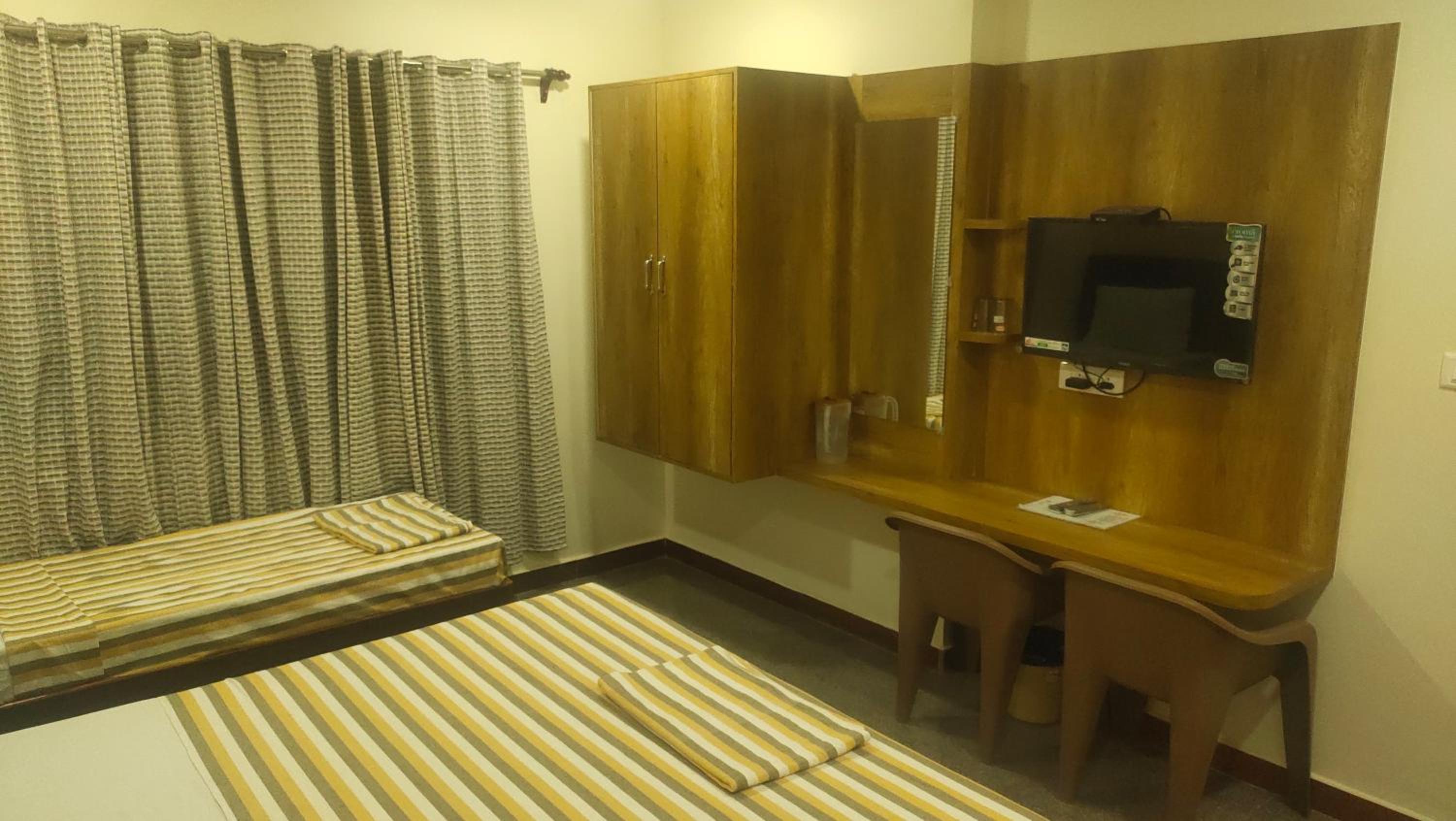 Deluxe Triple Room - Photo 6