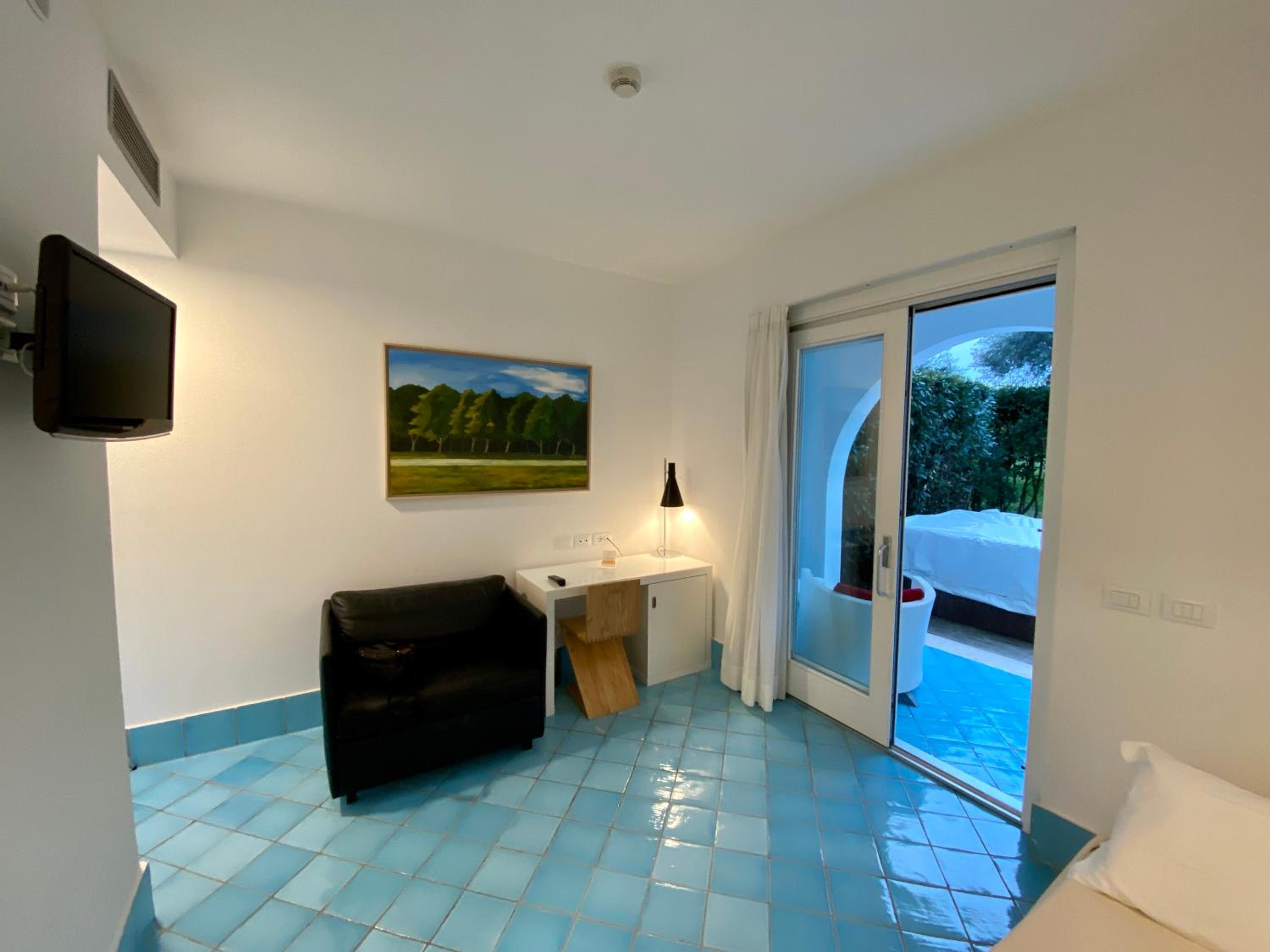 Suite - Photo 4