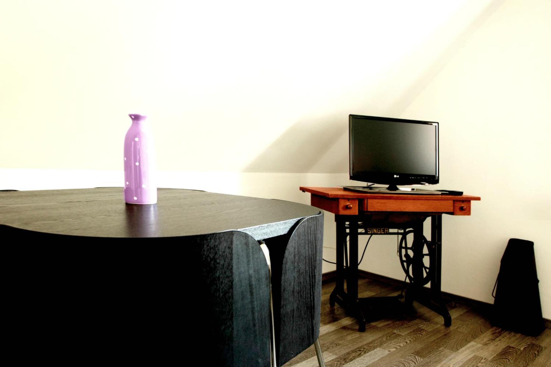 Double Room - Photo 7