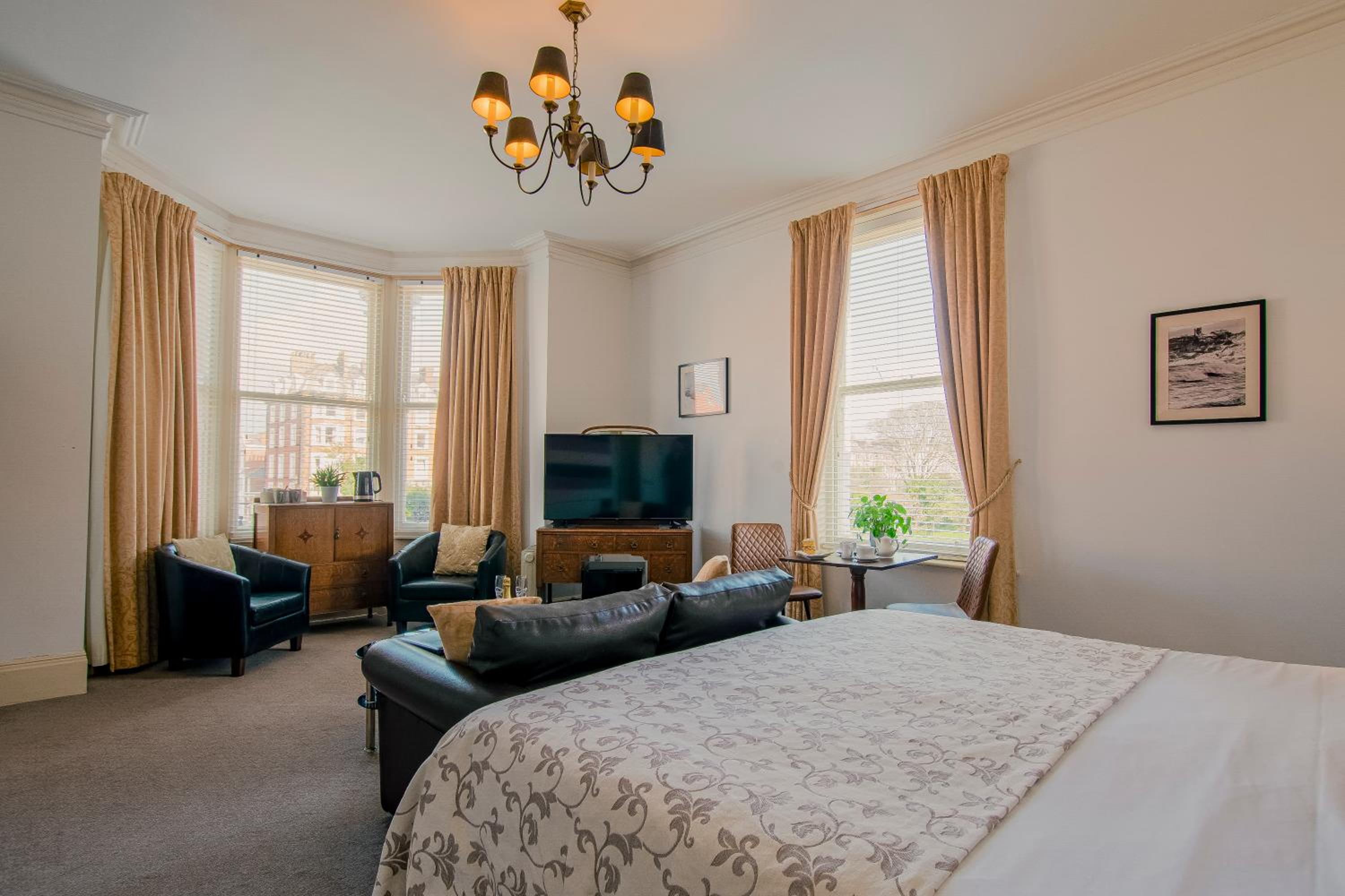 Superior Double Room - Photo 4
