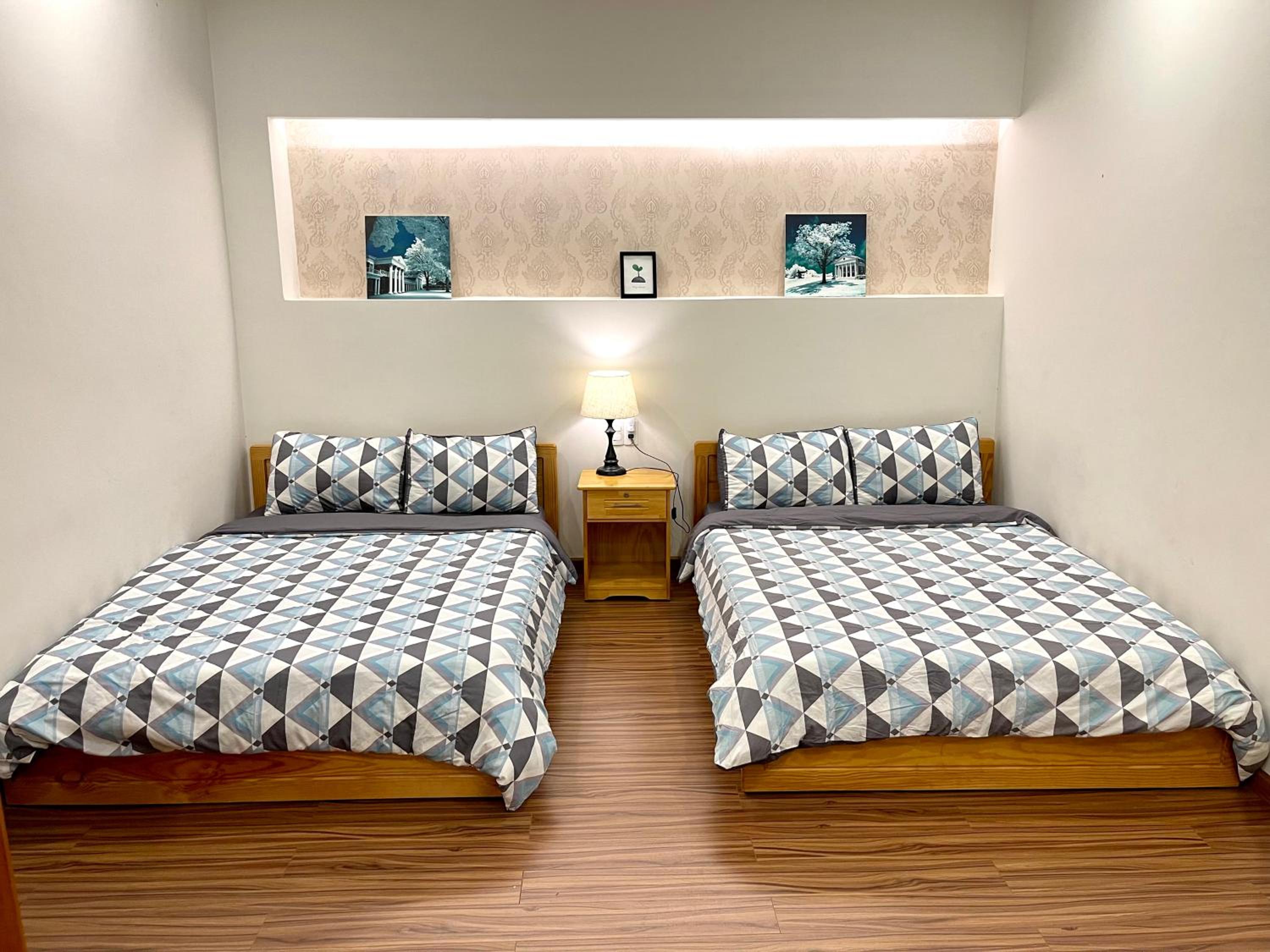Quadruple Room with Private Bathroom