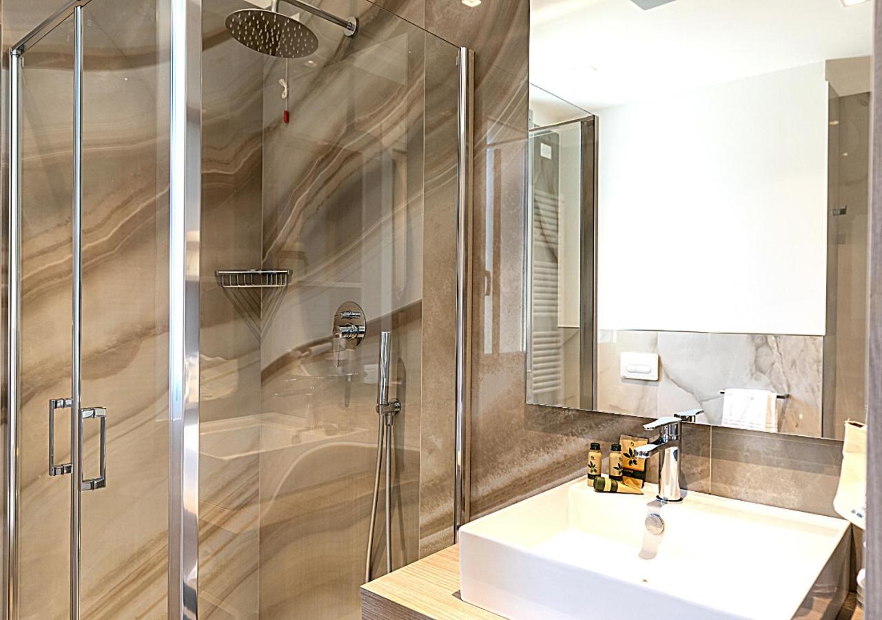 Superior Triple Room - Photo 3