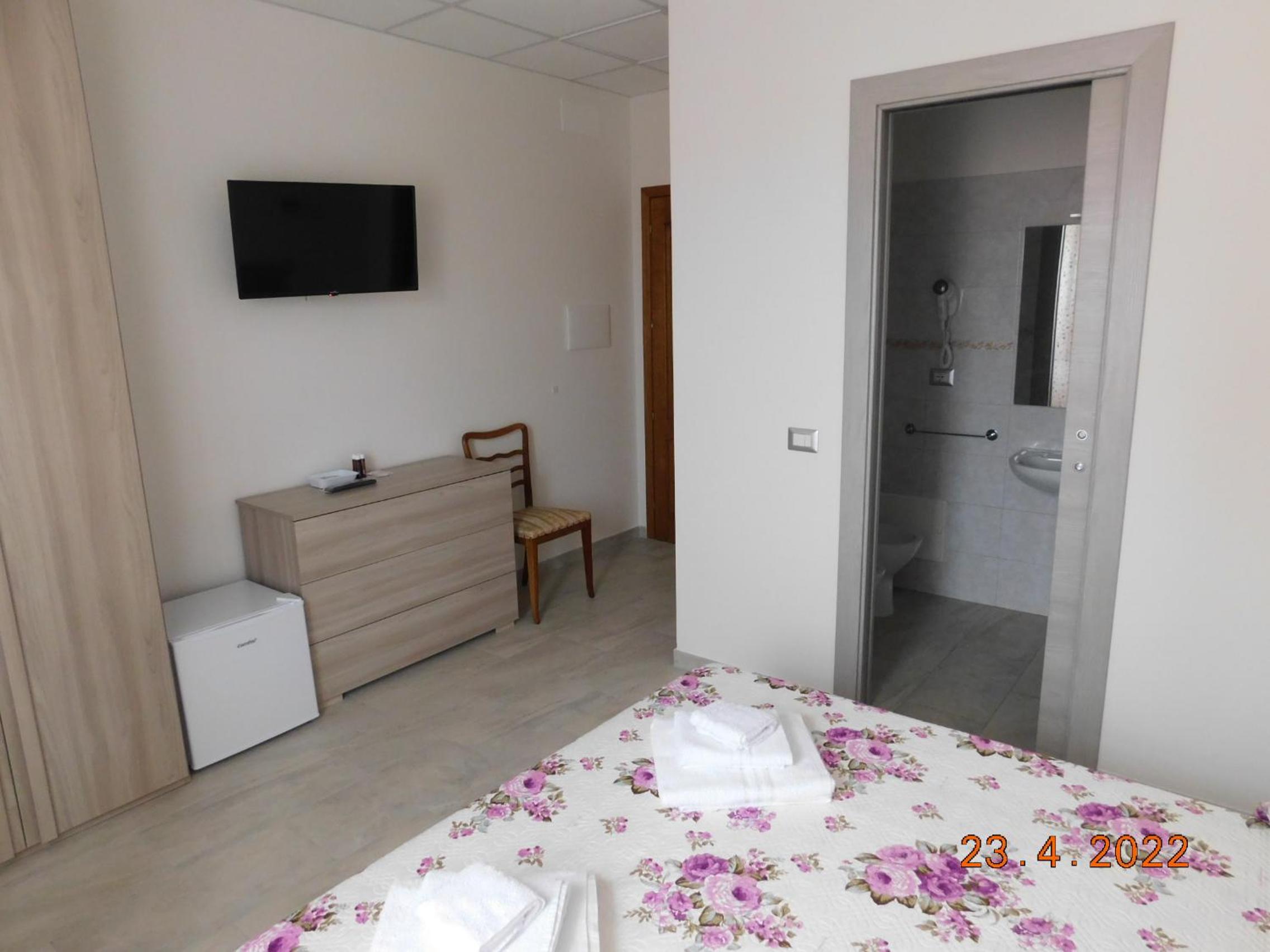 Double Room photo 3
