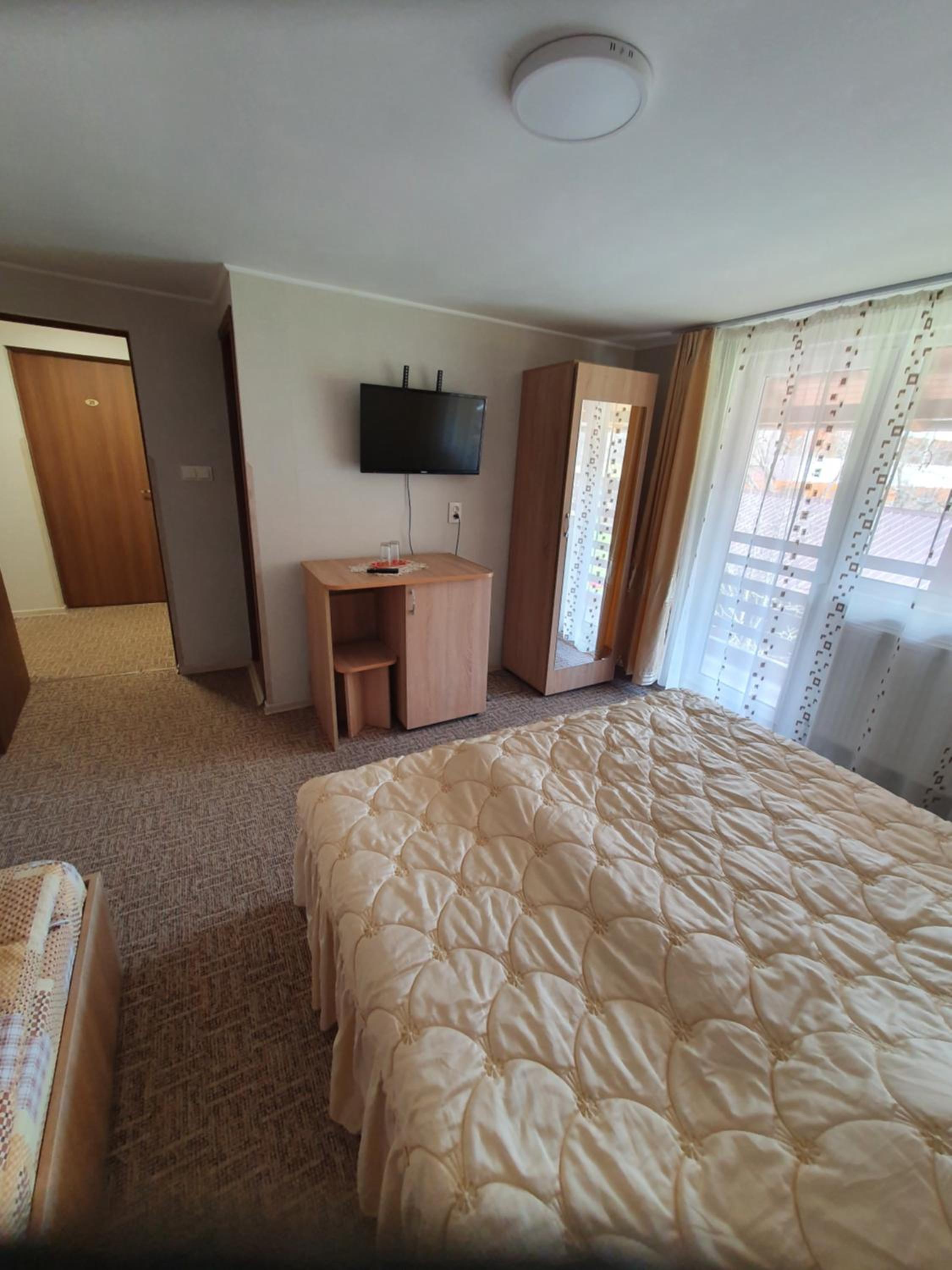 Standard Triple Room photo 2