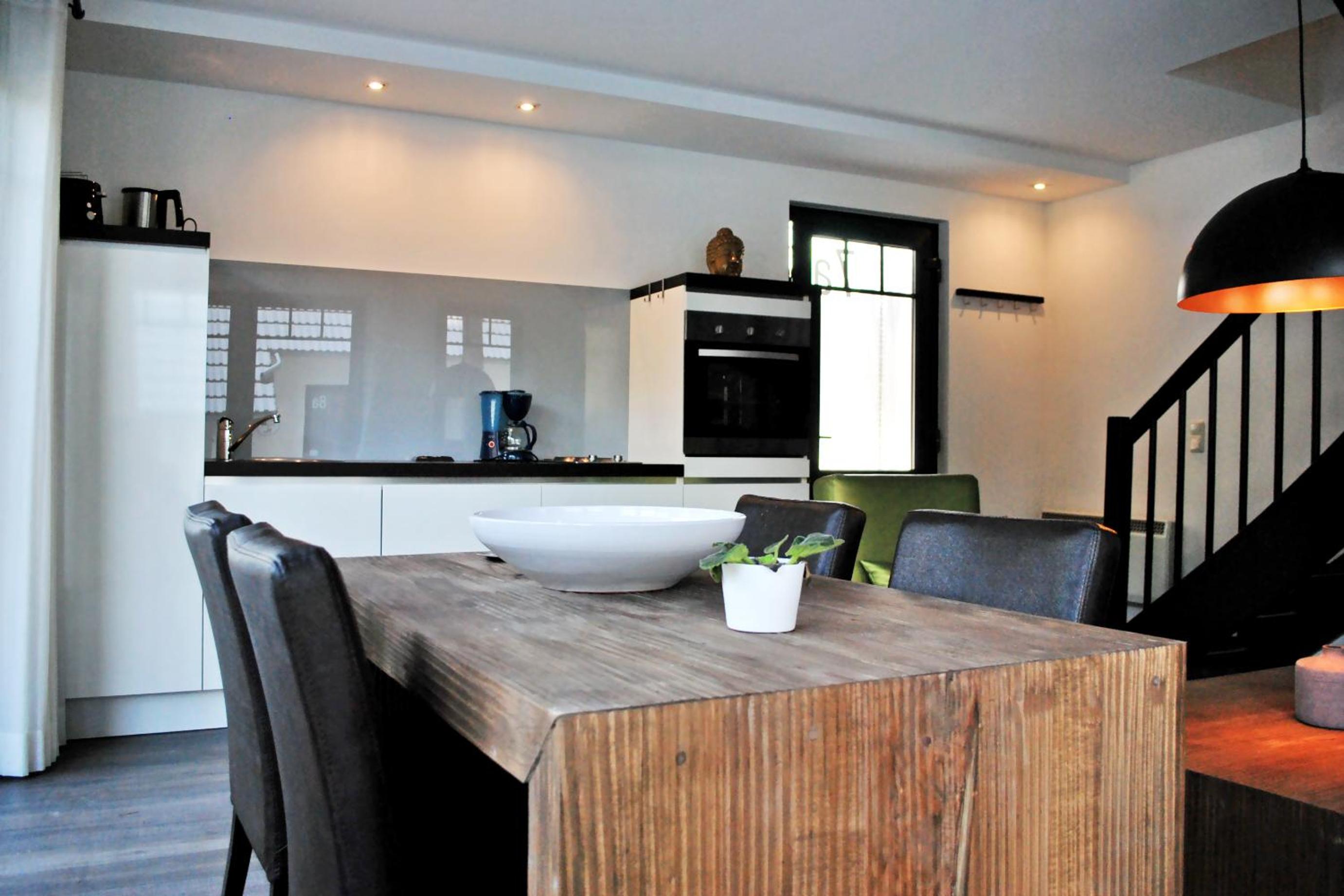 One-Bedroom Apartment with Terrace photo 3