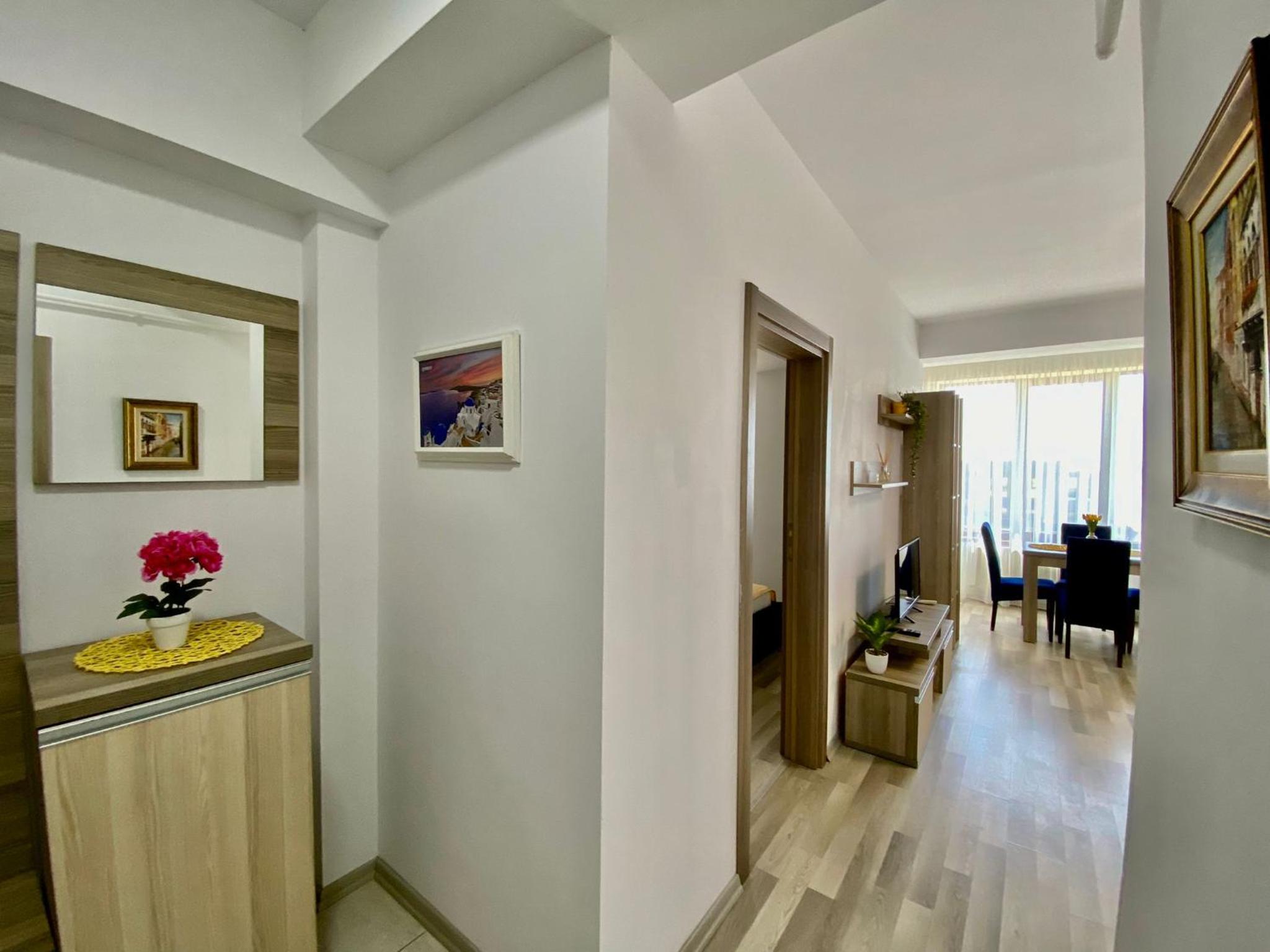 Apartment with Sea View photo 2