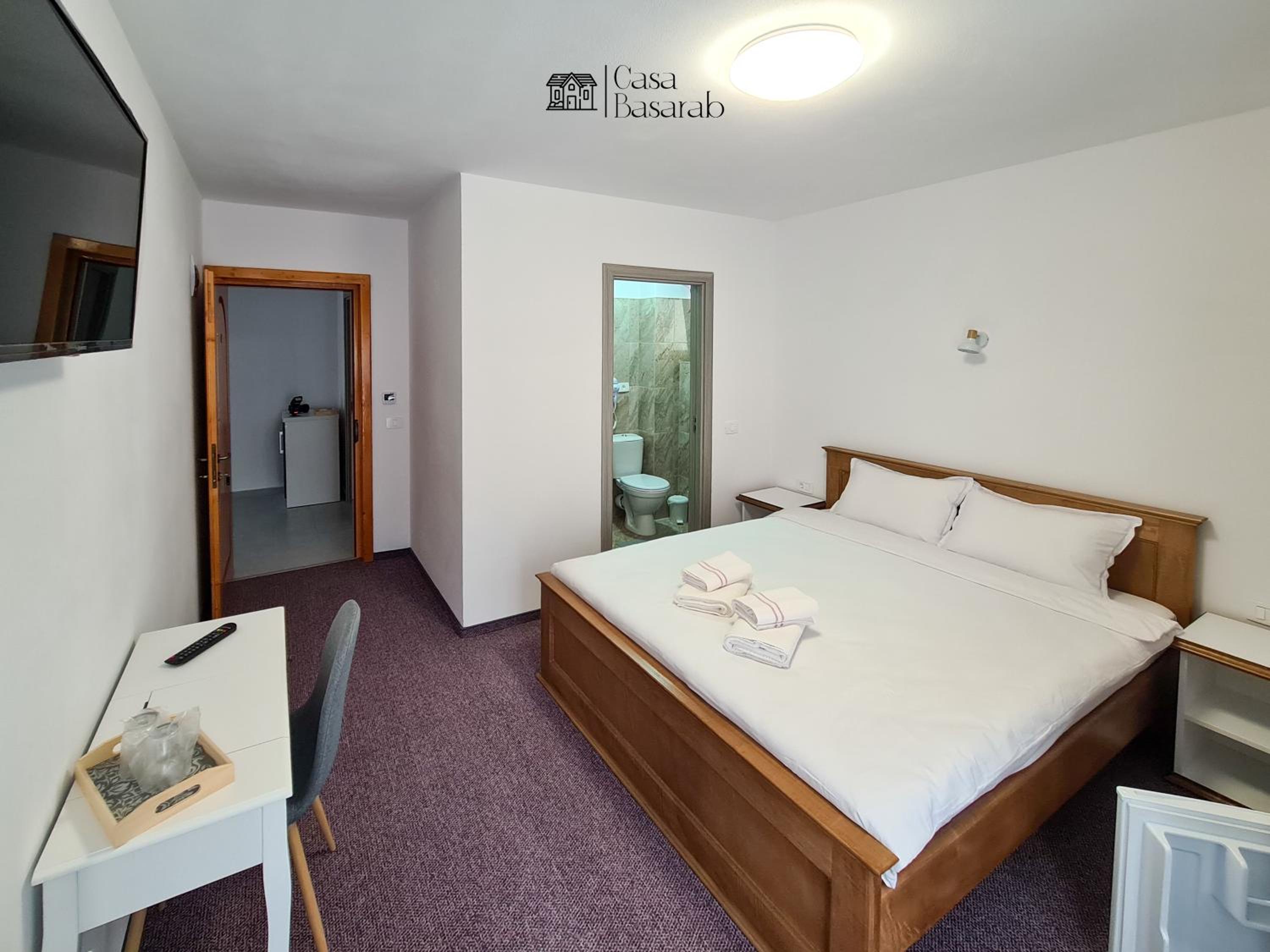 Double Room - Photo 2