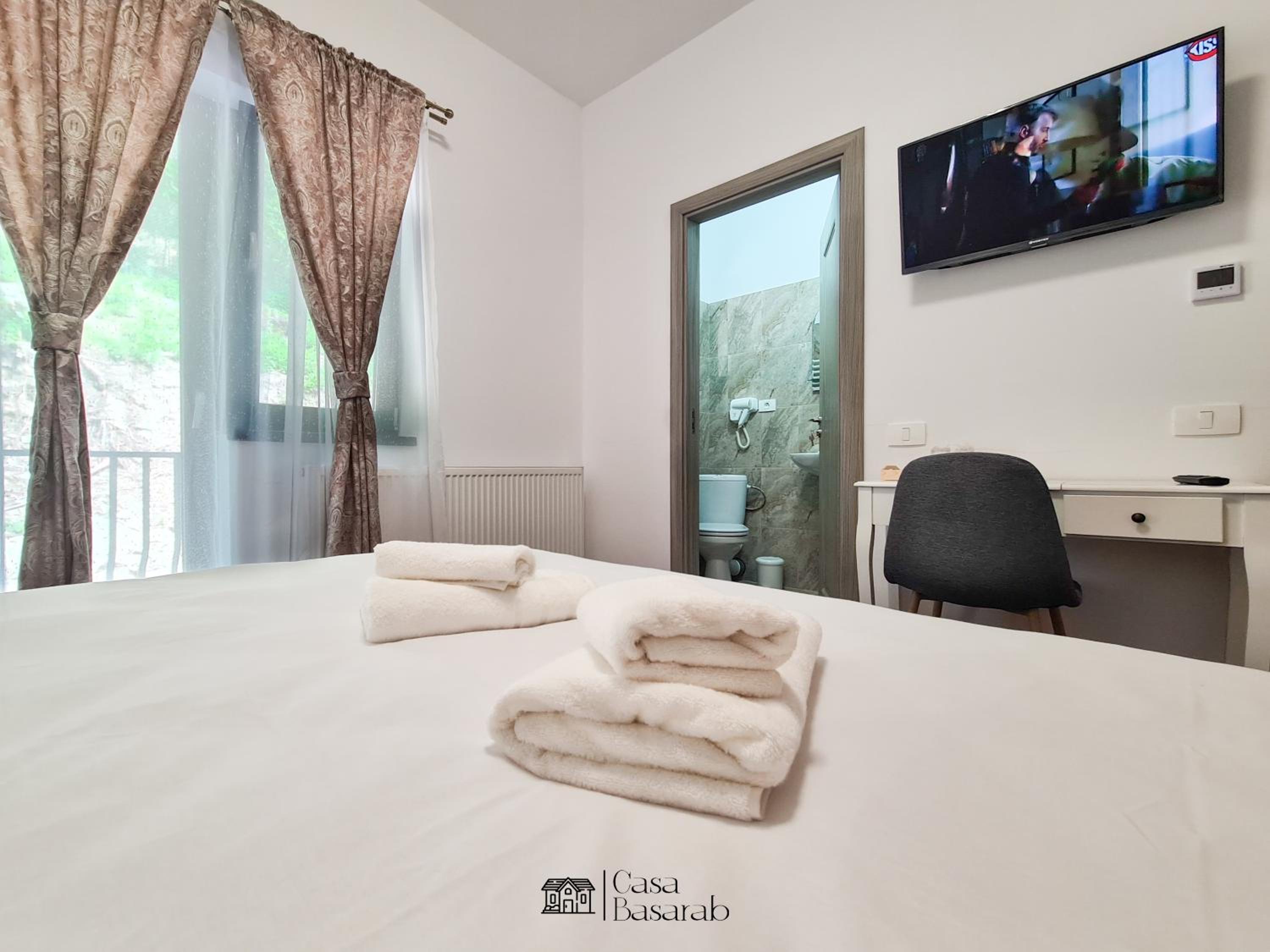 Double Room - Photo 4