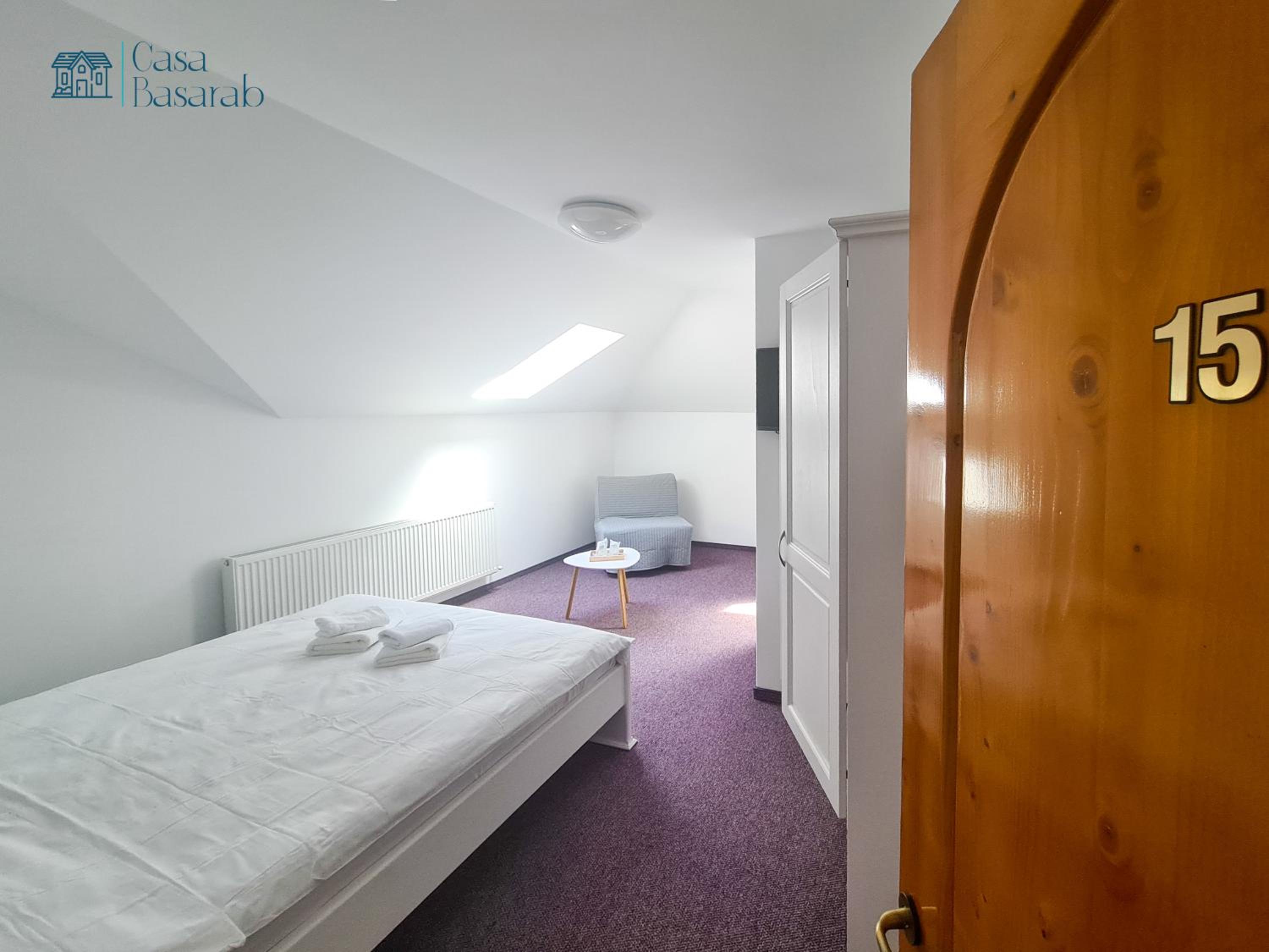 Triple Room - Photo 6