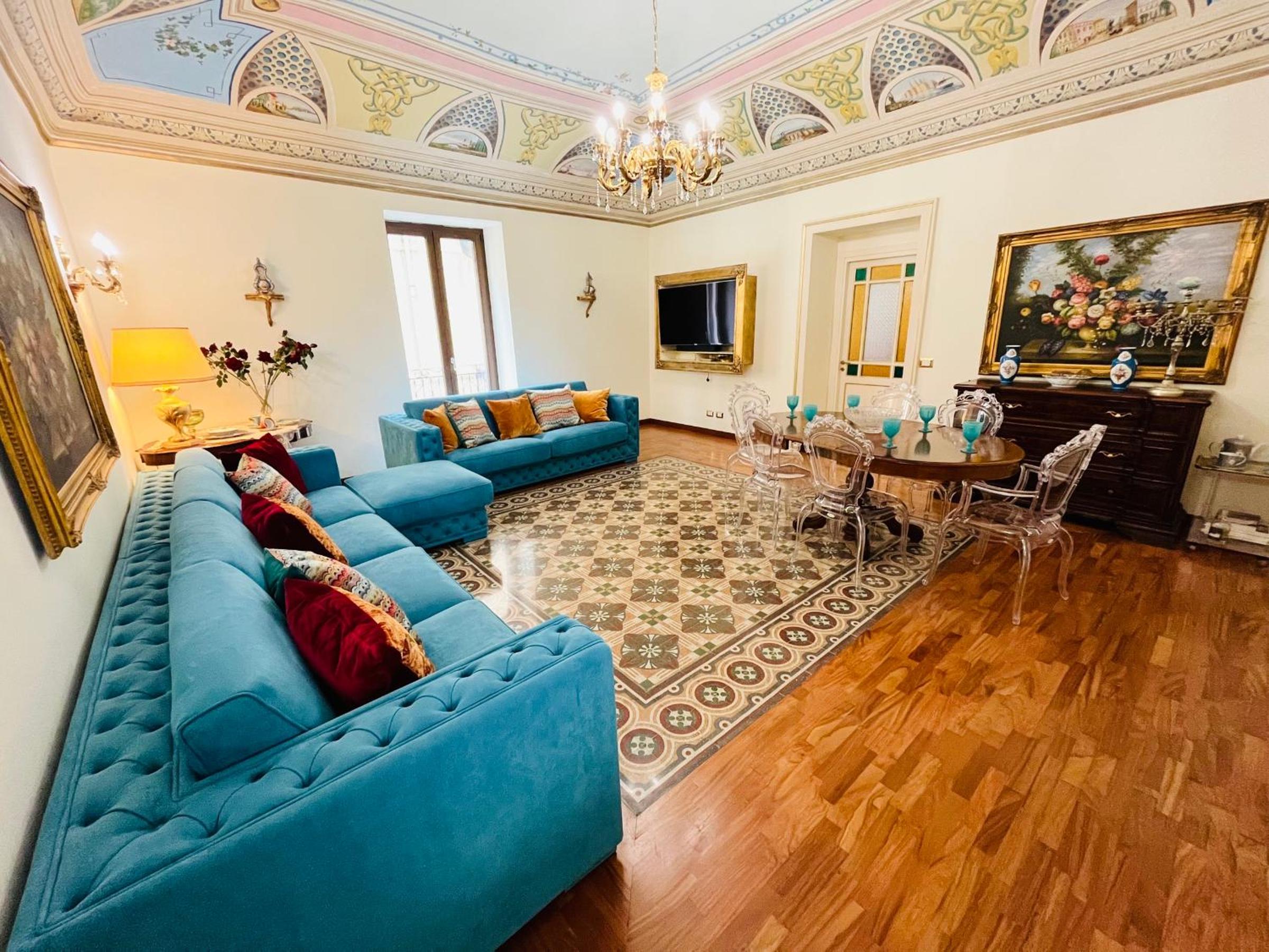 Deluxe Suite with Sea View