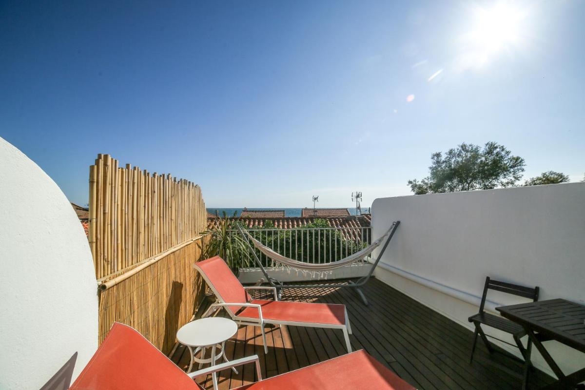 Double Room with Terrace - Photo 17