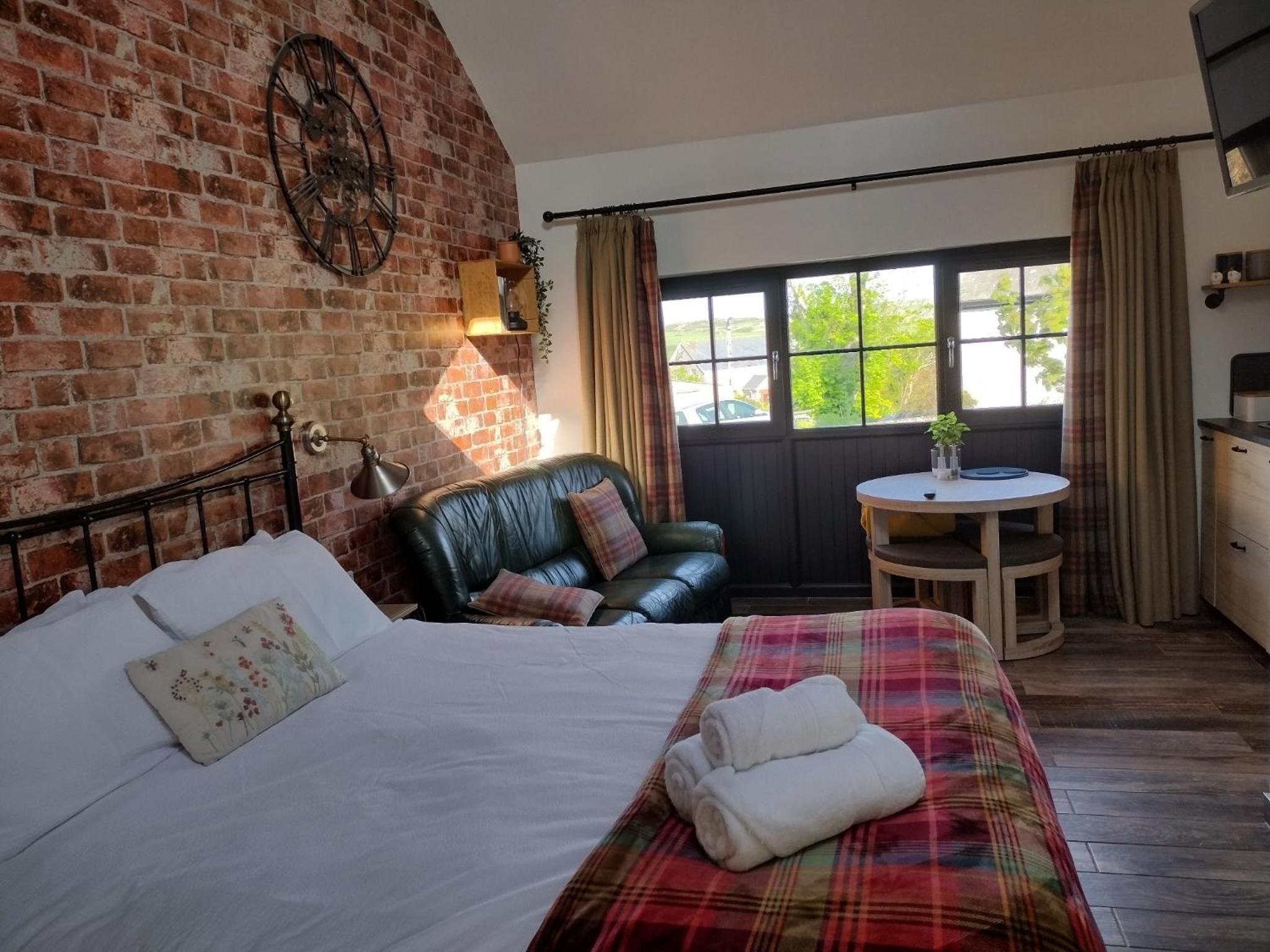 Double Room - Photo 1