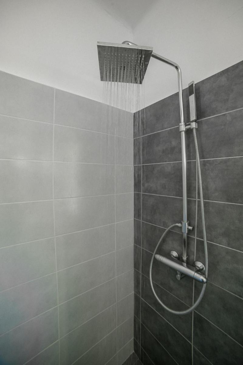 Double Room - Photo 8