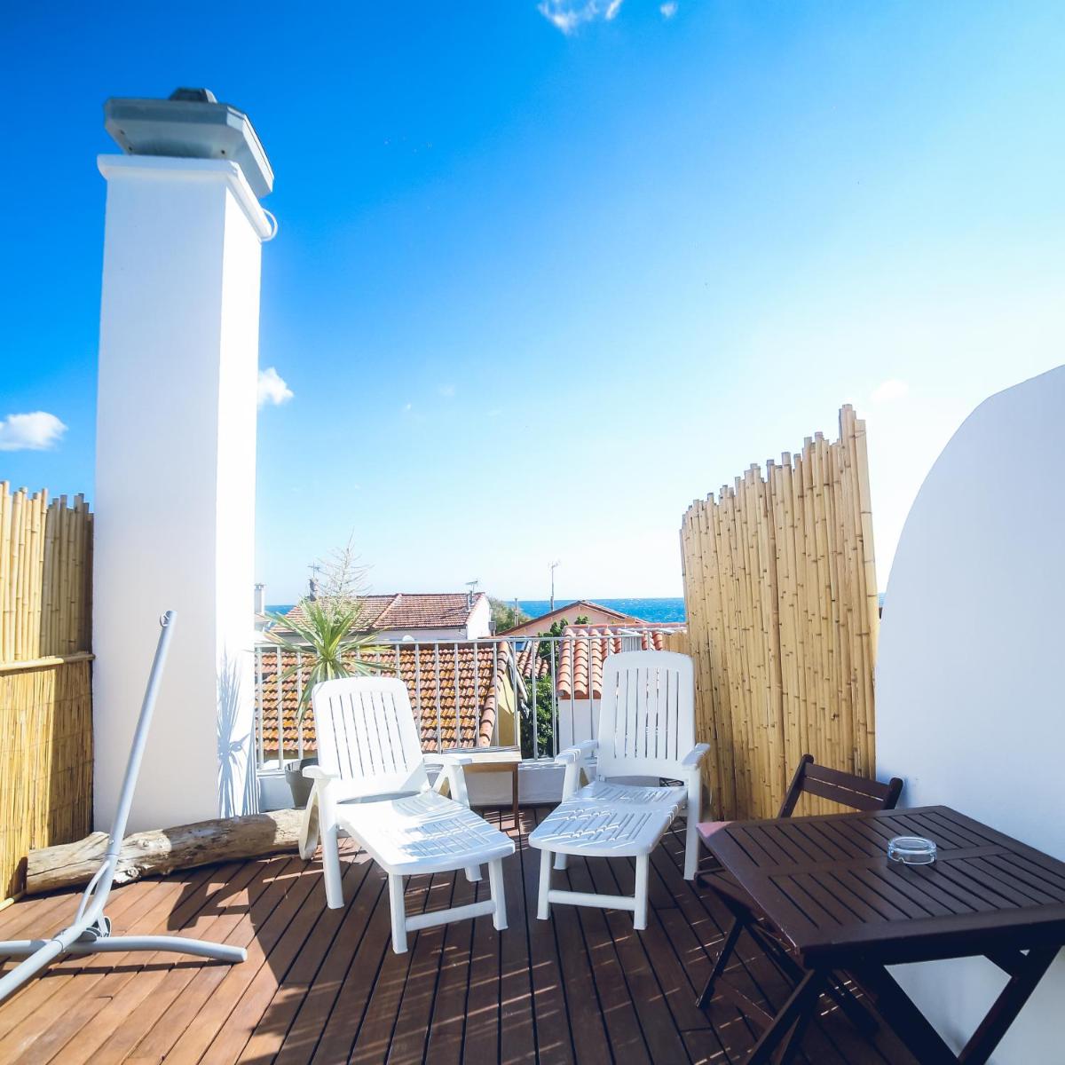Double Room with Terrace - Photo 16