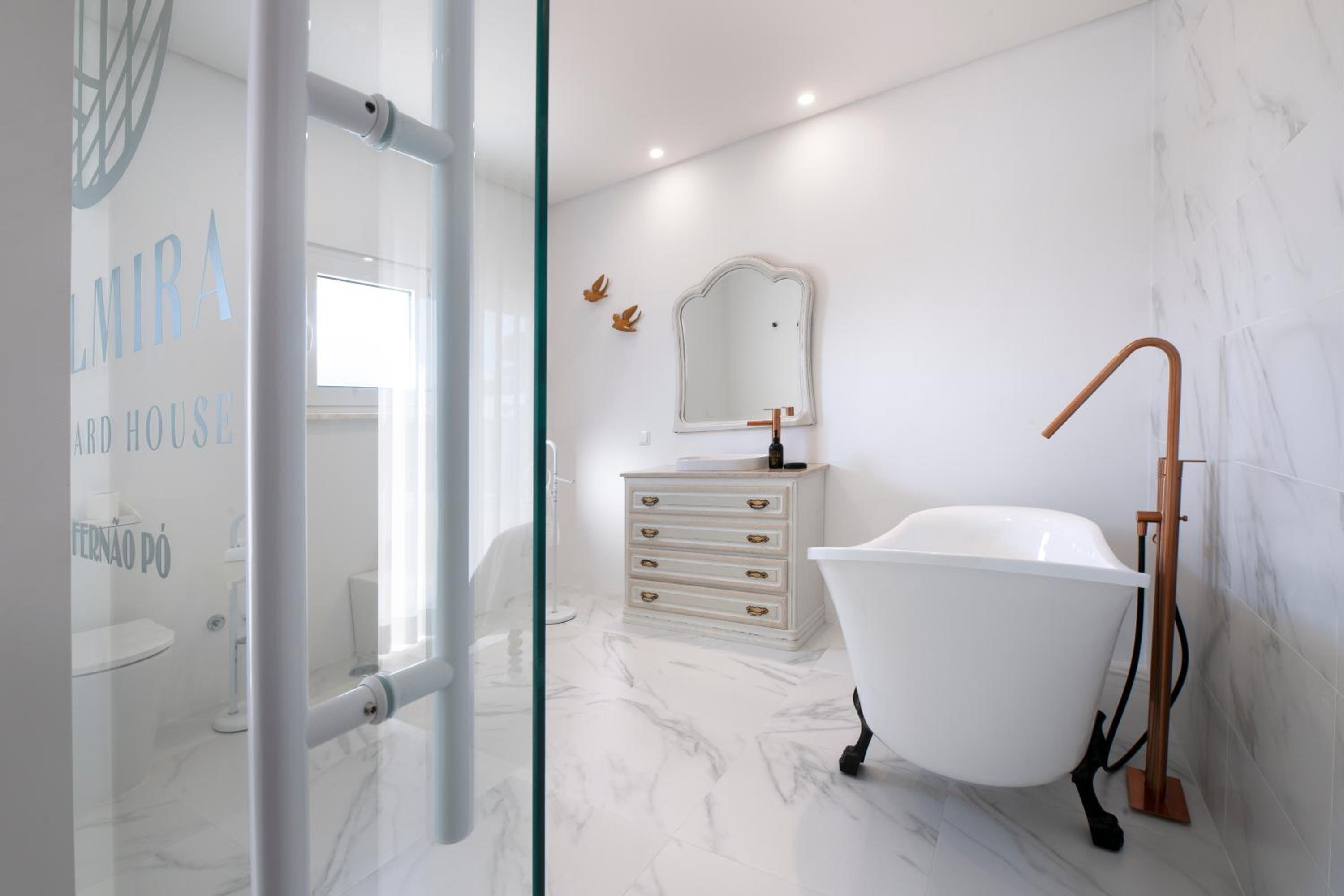 Double Room with Pool View photo 2