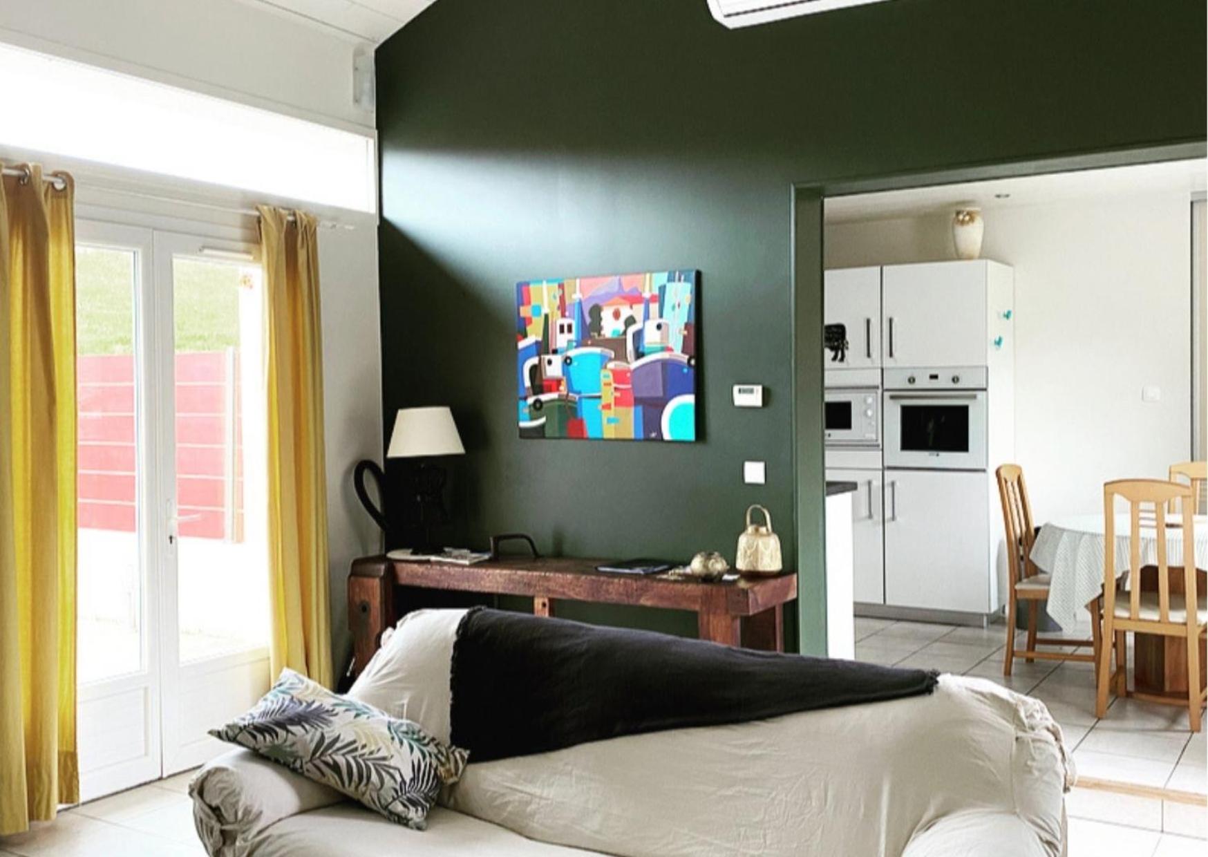 Three-Bedroom House photo 1
