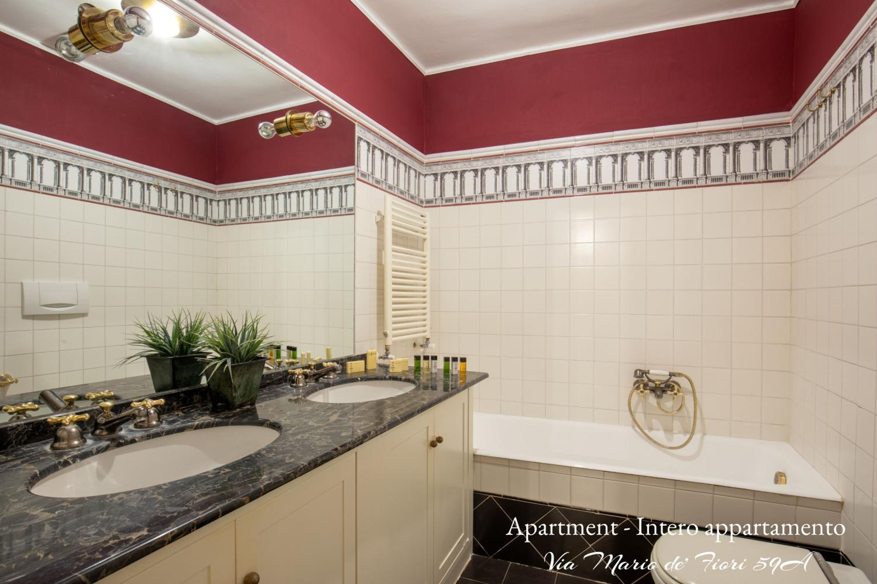 Deluxe Apartment - Via della Frezza 59