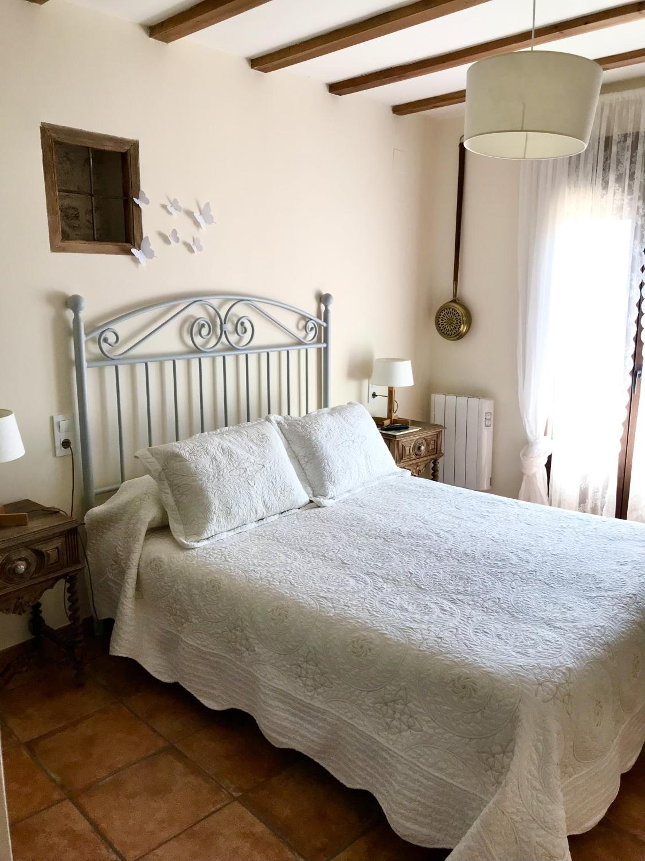 3 Bedroom House - Photo 6