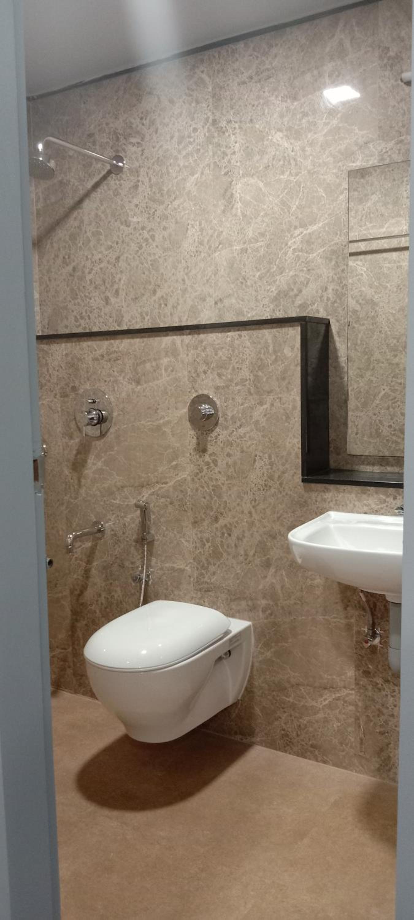 Standard Double Room - Photo 4