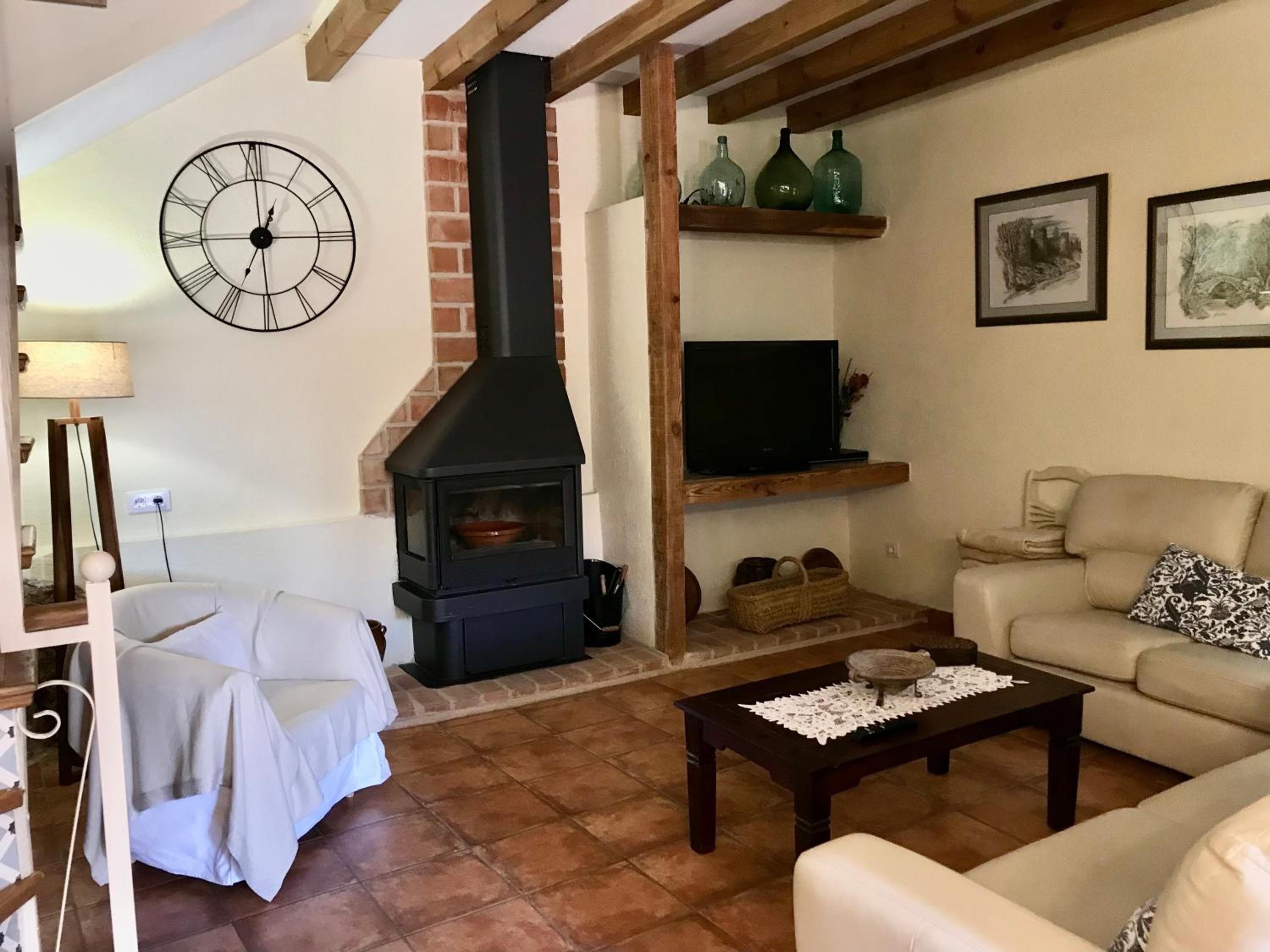 3 Bedroom House - Photo 9