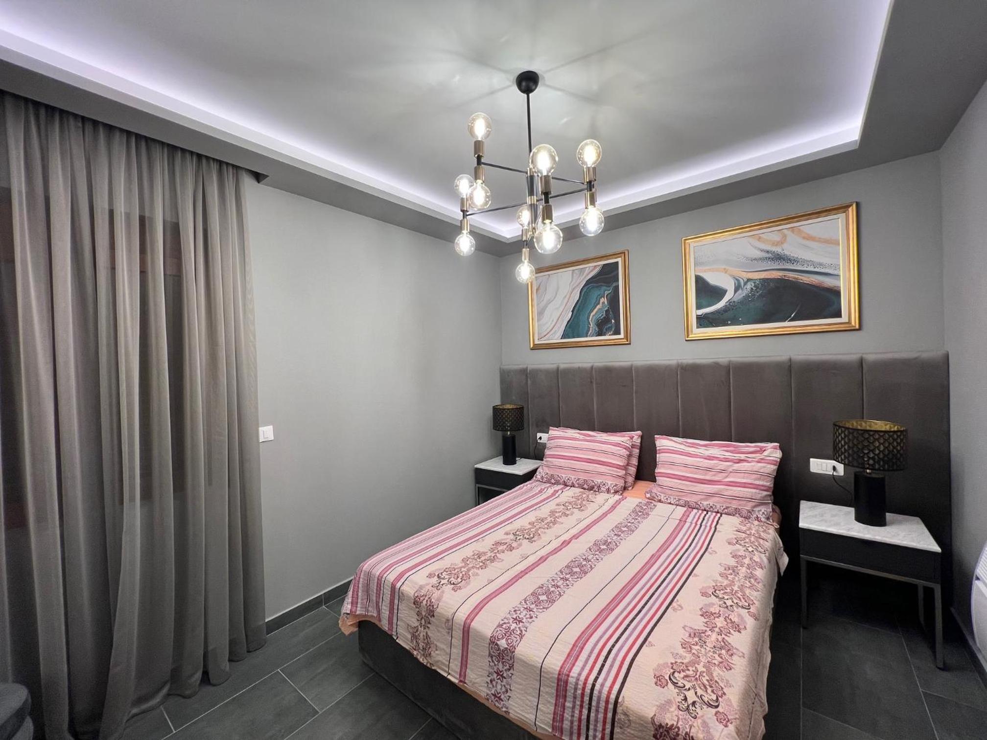 Apartment with Terrace photo 3