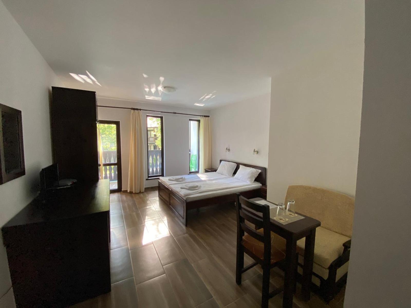 Double Room with Mountain View
