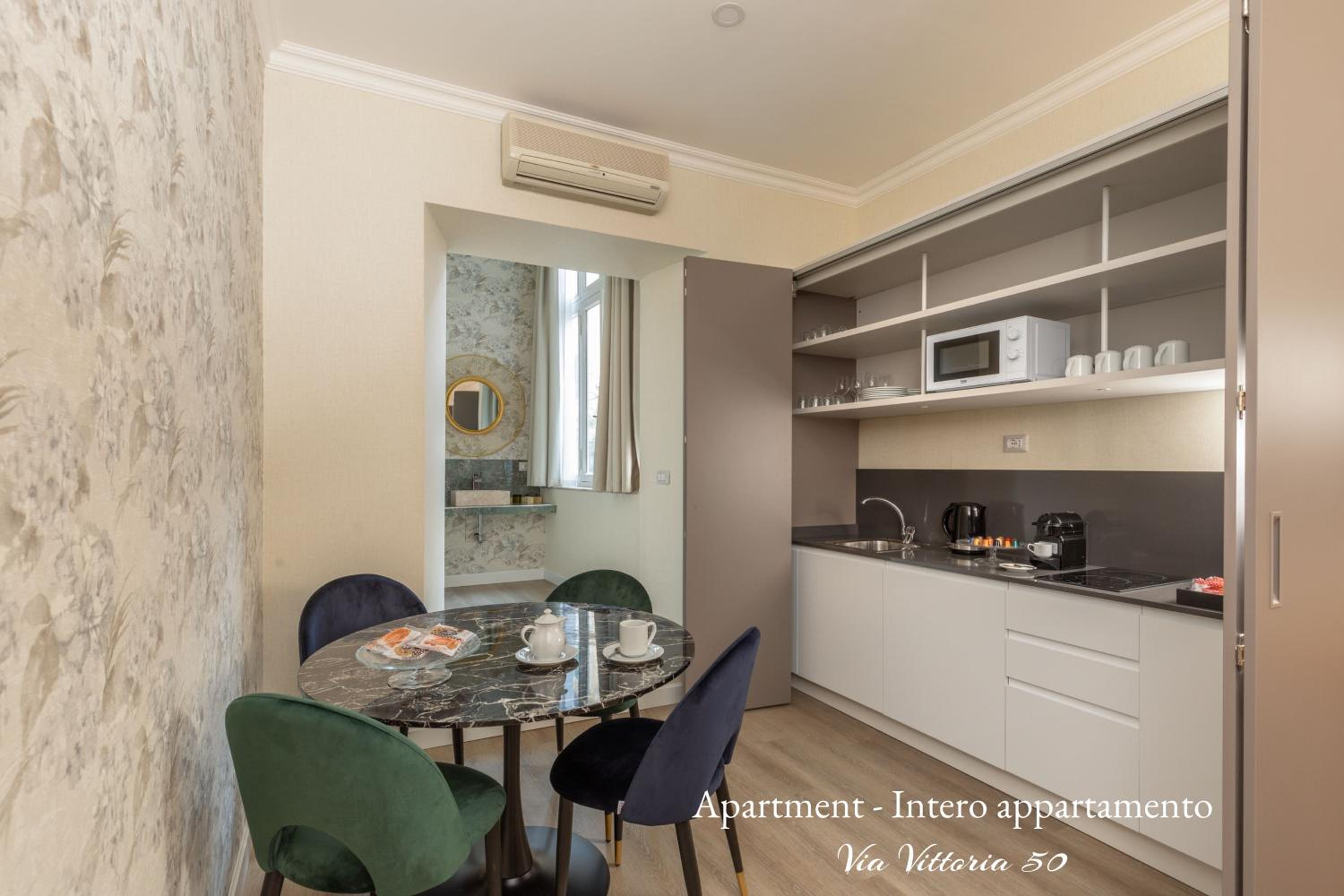 Superior Apartment - Via Vittoria 50
