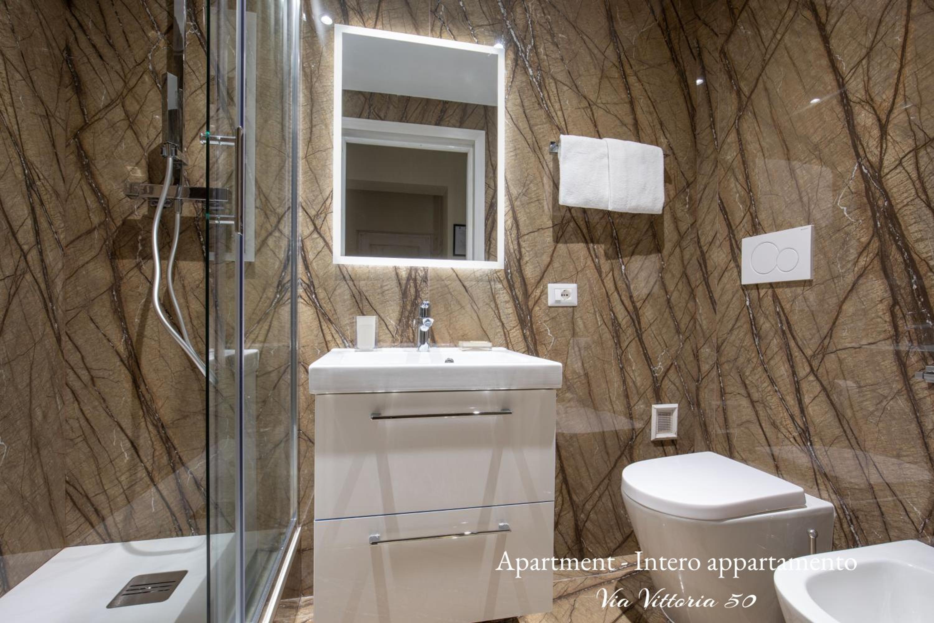 Superior Apartment - Via Vittoria 50 thumbnail 5