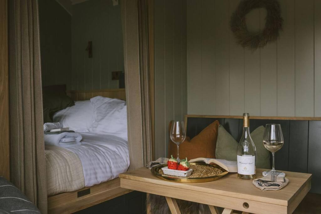 One-Bedroom Apartment - Photo 10