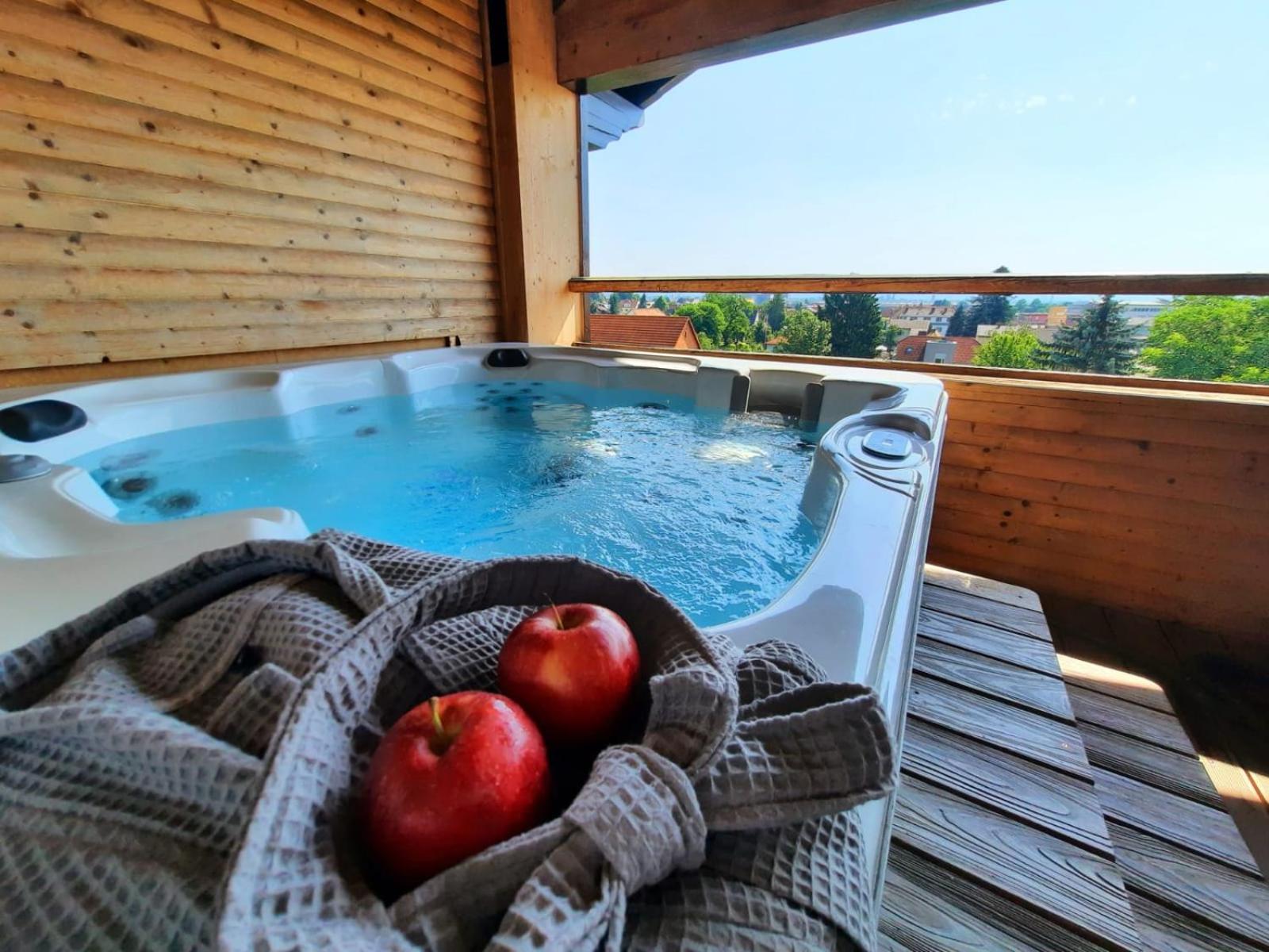 Suite with Whirlpool and Sauna - Photo 2