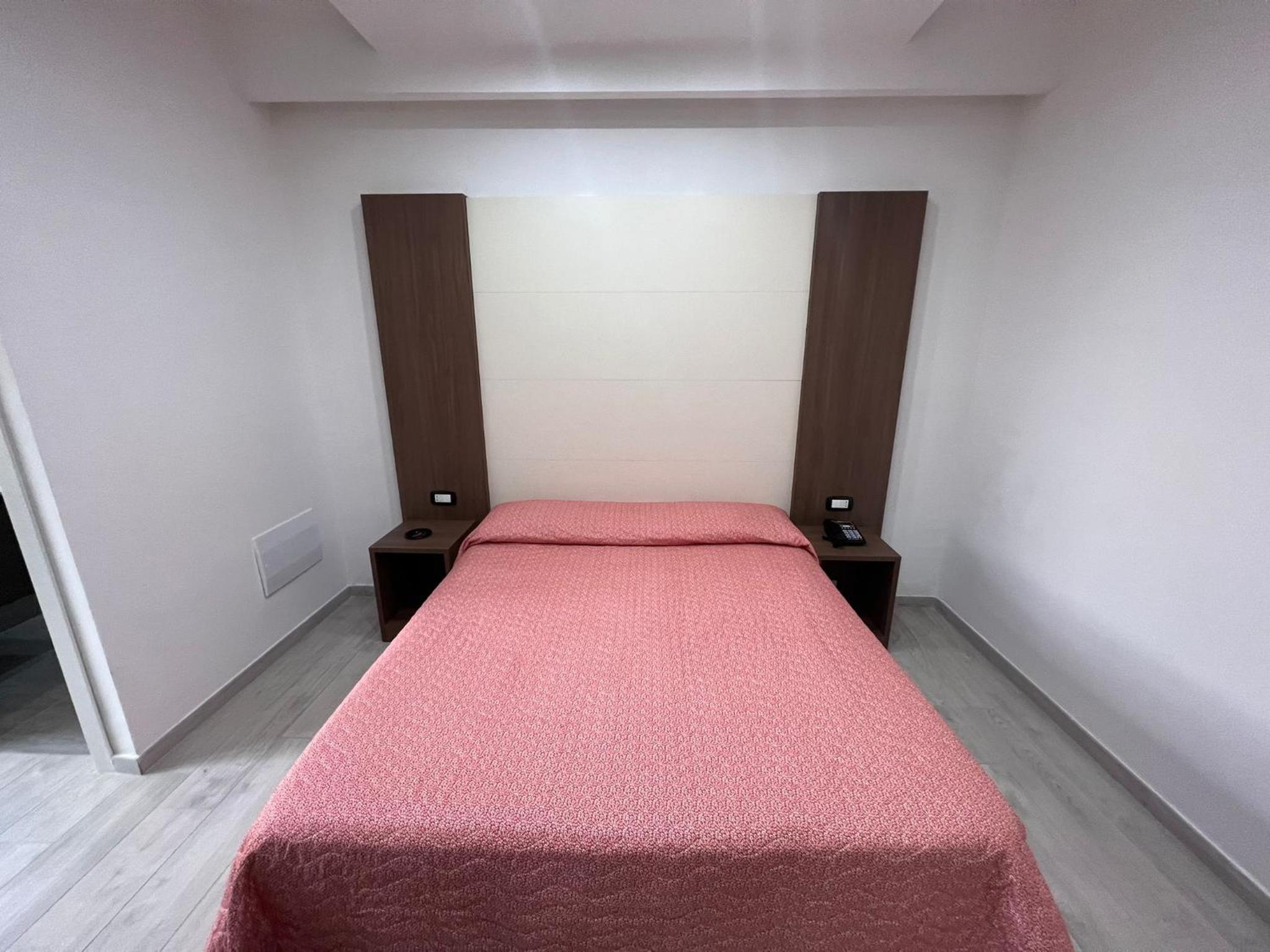 Superior Double Room - Photo 2