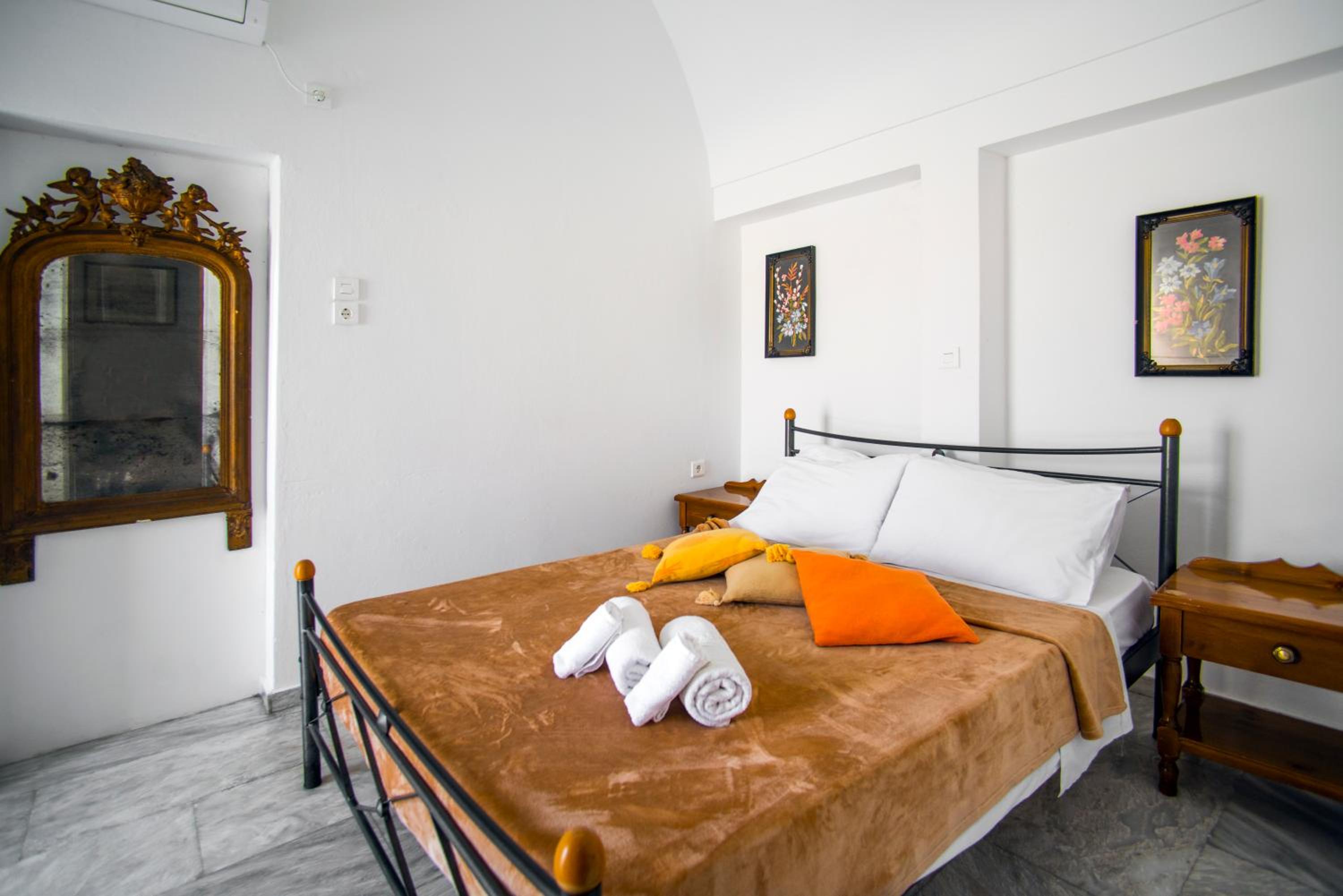 Two-Bedroom Apartment - Photo 11