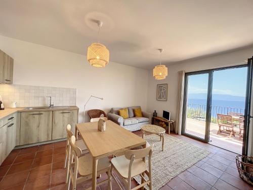 Apartment with Sea View photo 3