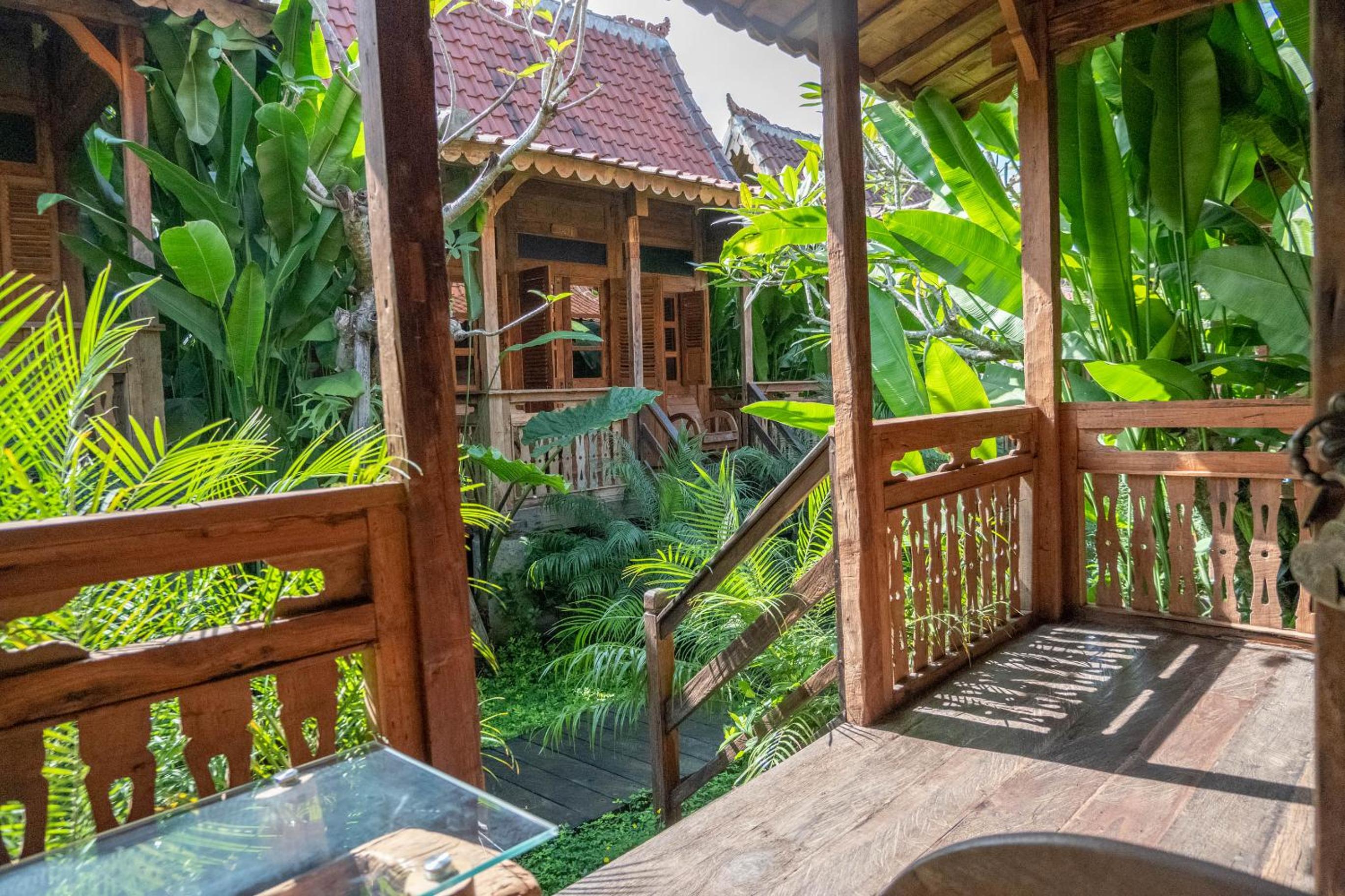 Double Room with Balcony - Photo 3
