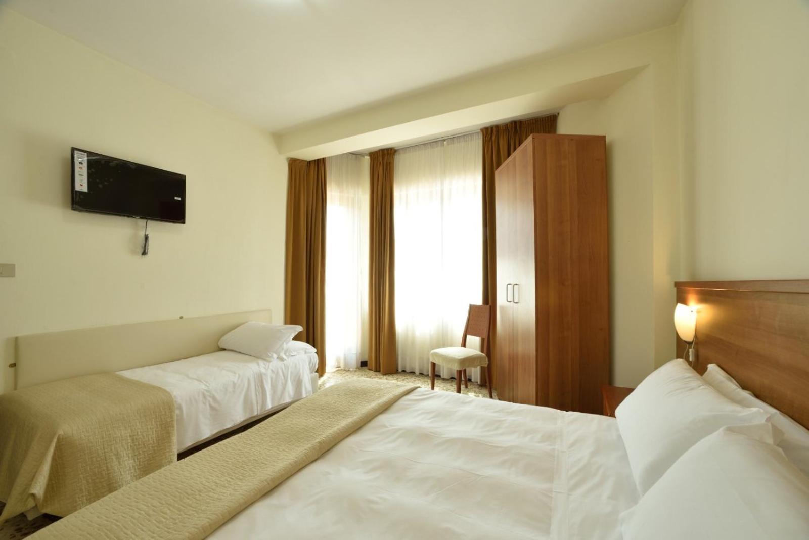 Triple Room - Photo 3