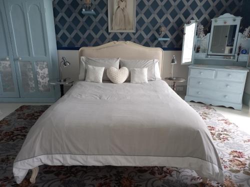 King Room with Private Bathroom photo 1
