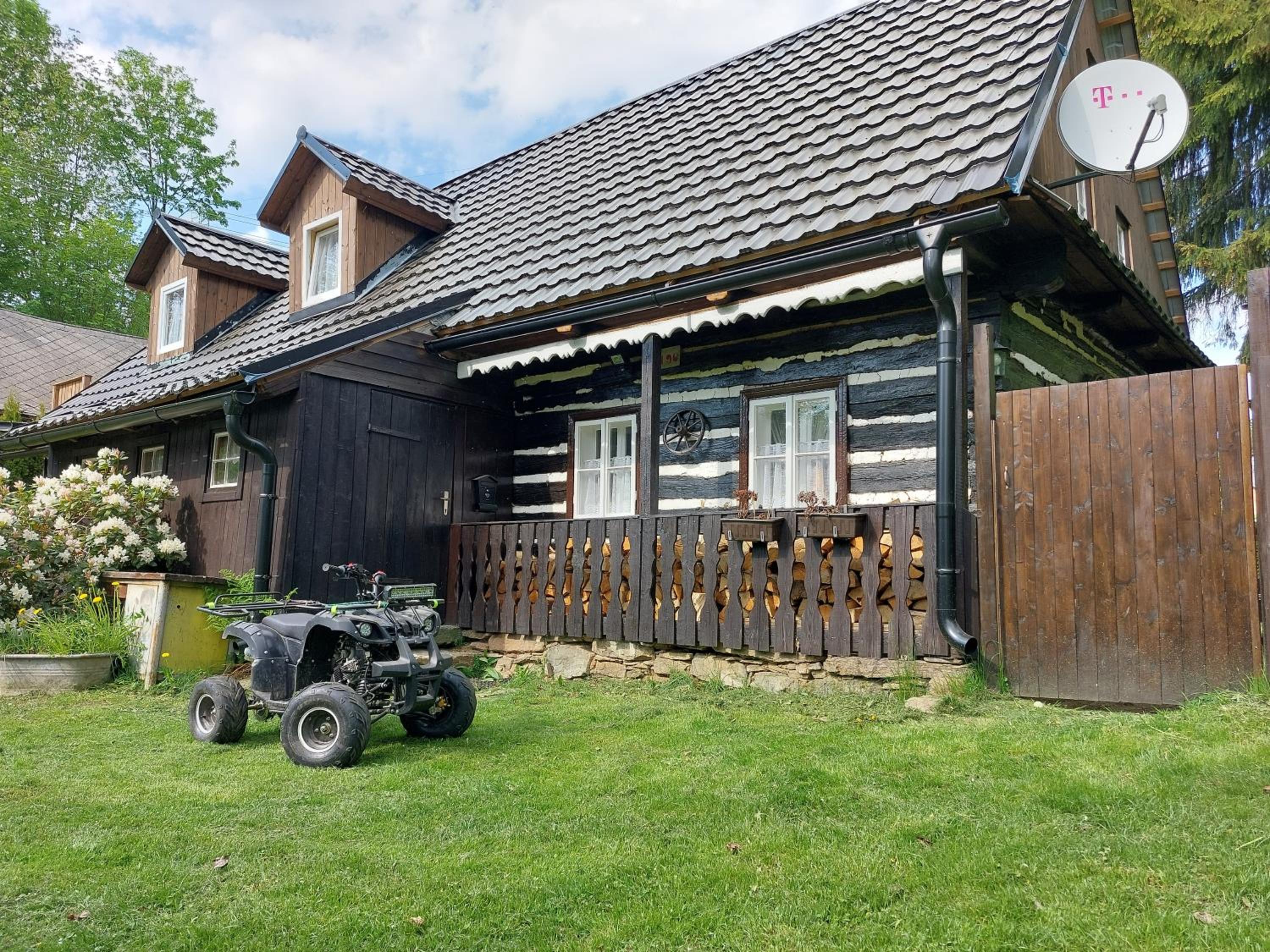 Three-Bedroom Chalet - Photo 23