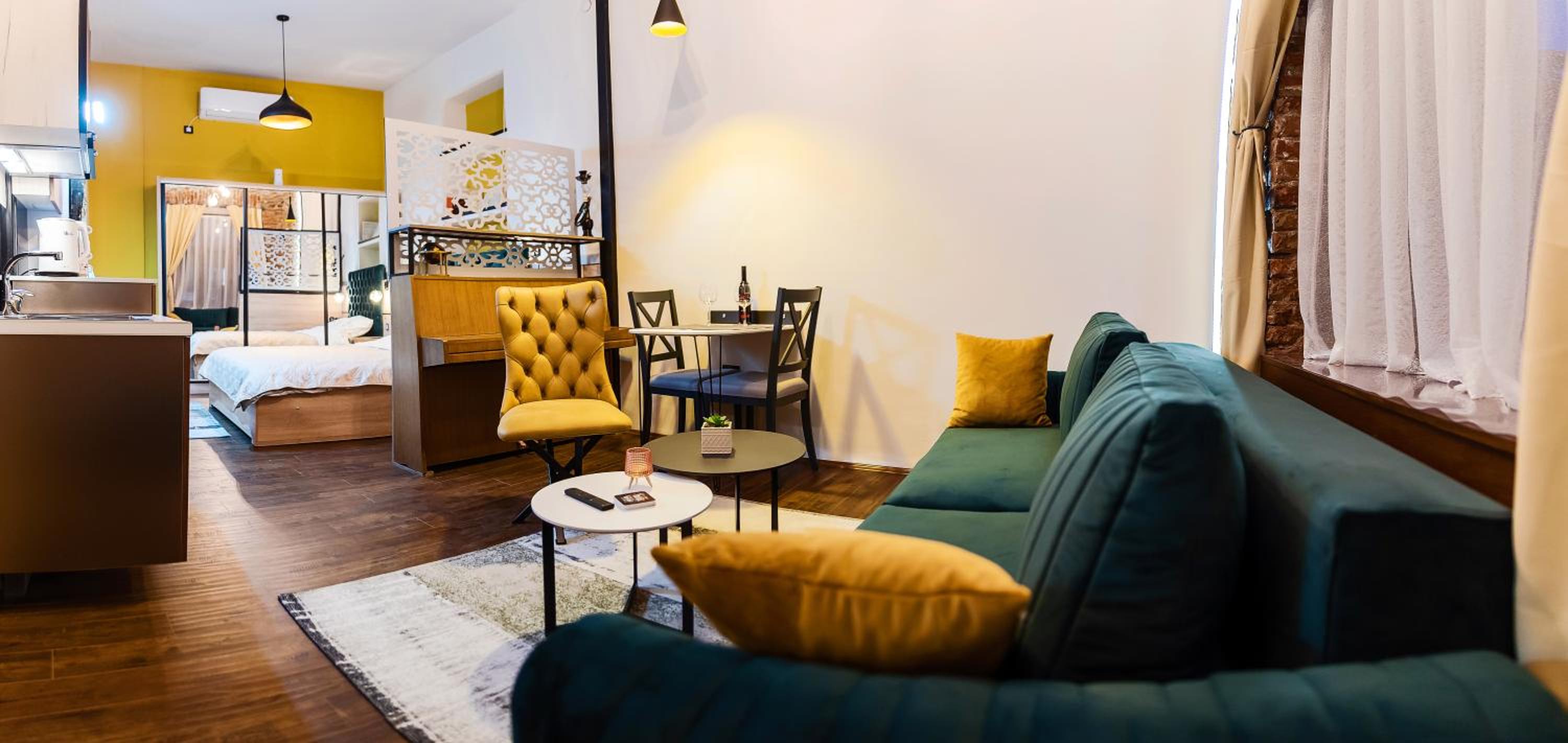 Studio Apartment photo 1