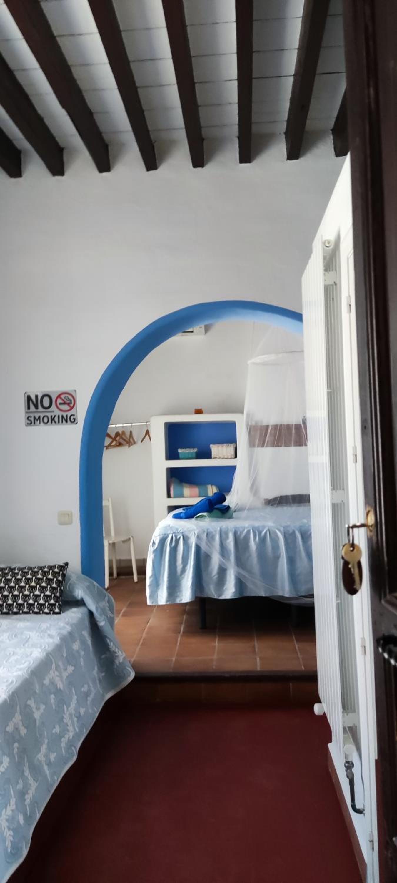 Deluxe Double Room (2 Adults + 1 Child) - Photo 7