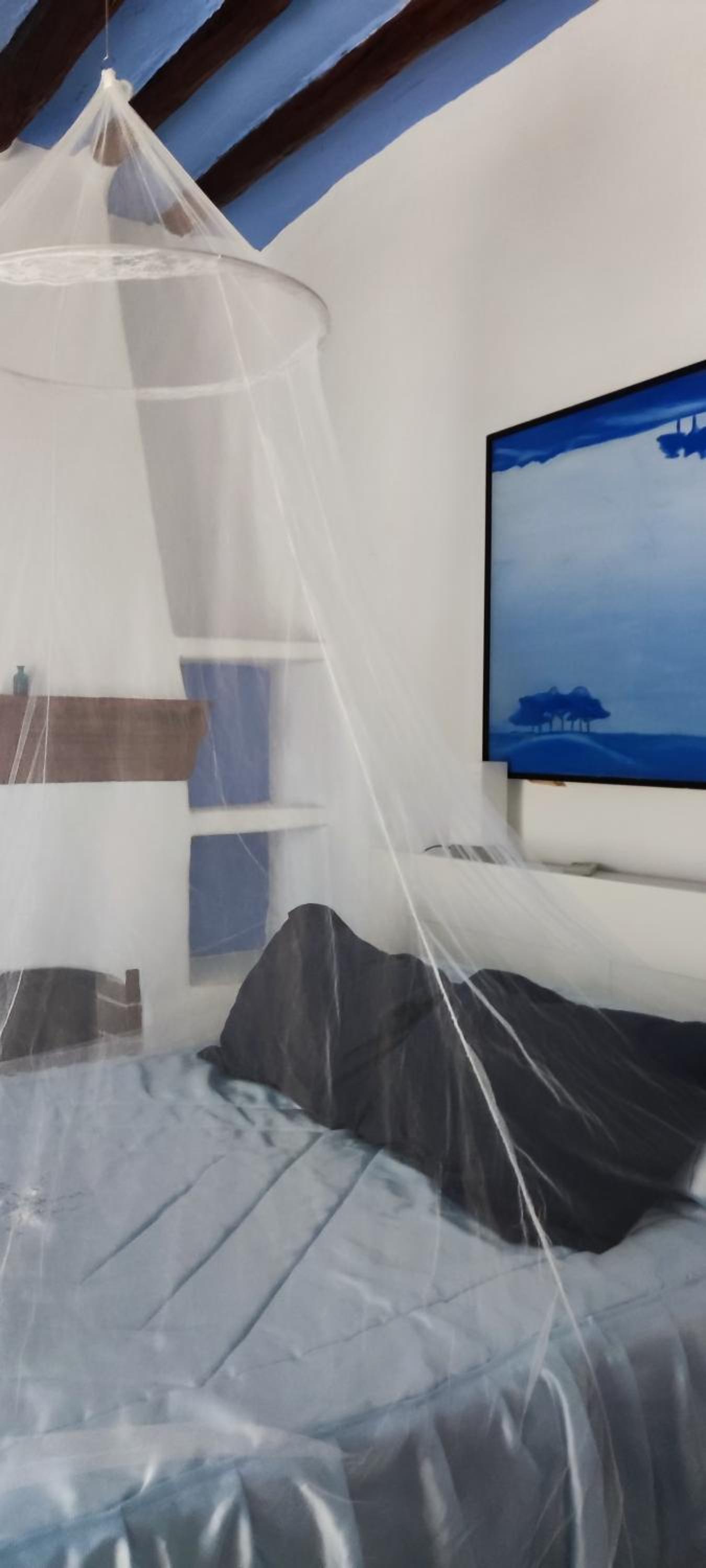 Deluxe Double Room (2 Adults + 1 Child) - Photo 8