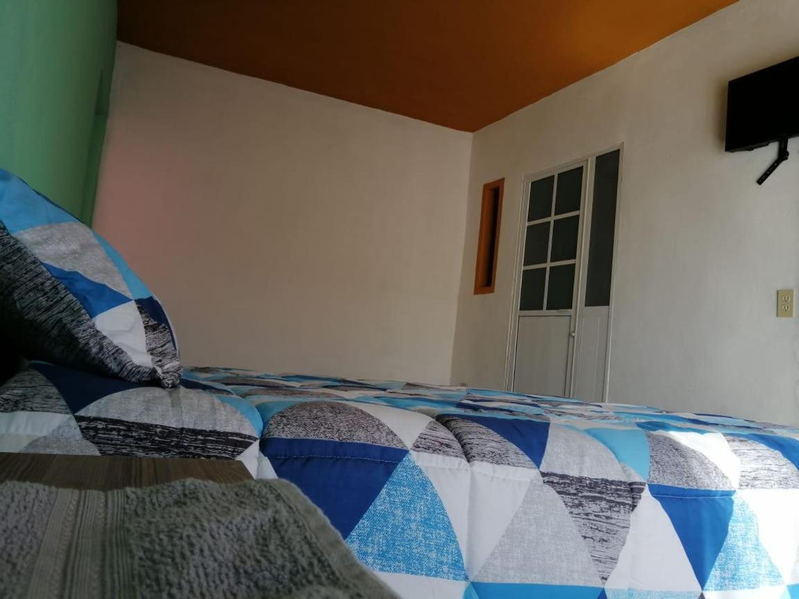 Standard Double Room - Photo 2
