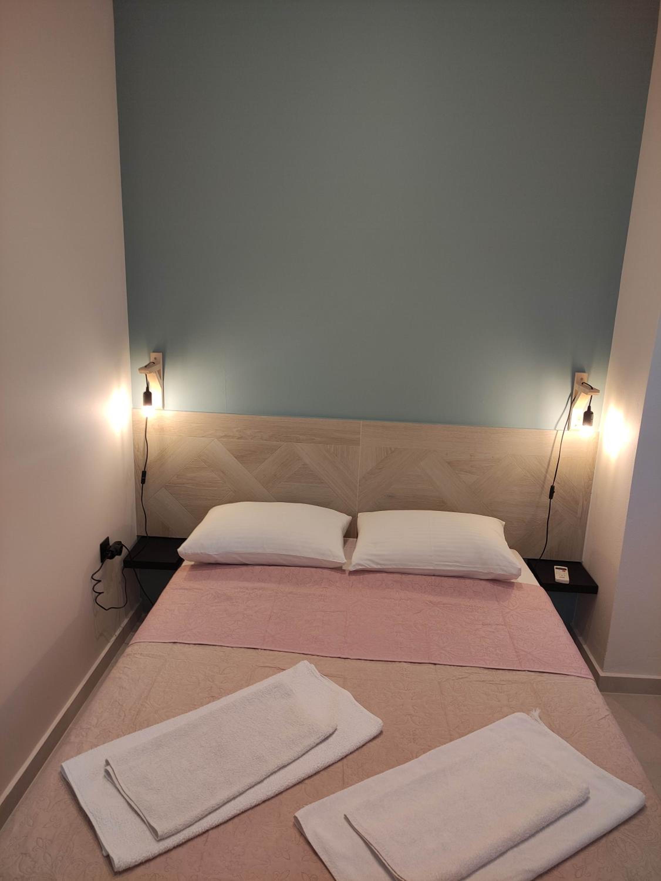 Two-Bedroom Apartment - Photo 17