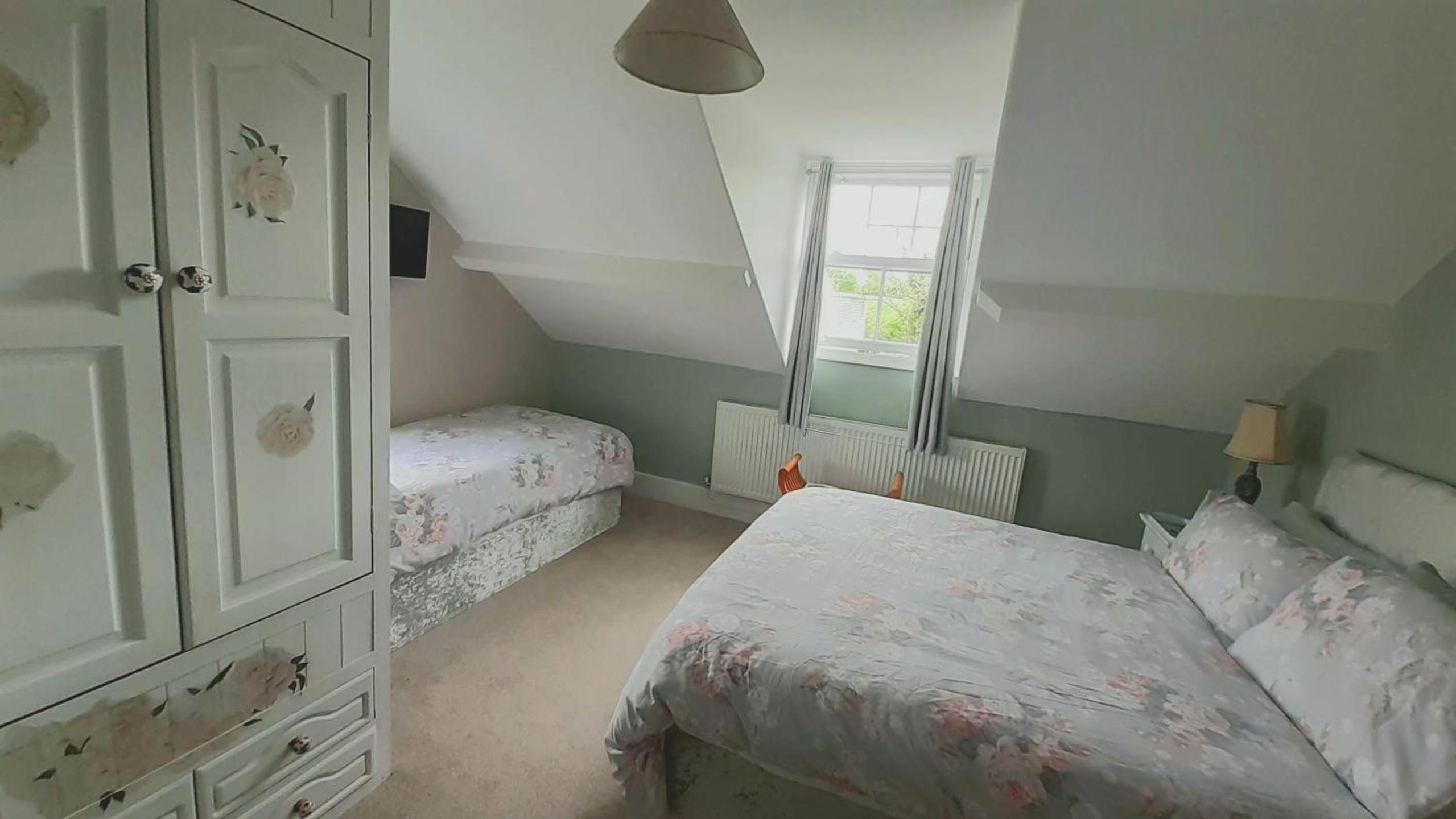 Superior Triple Room - Photo 24