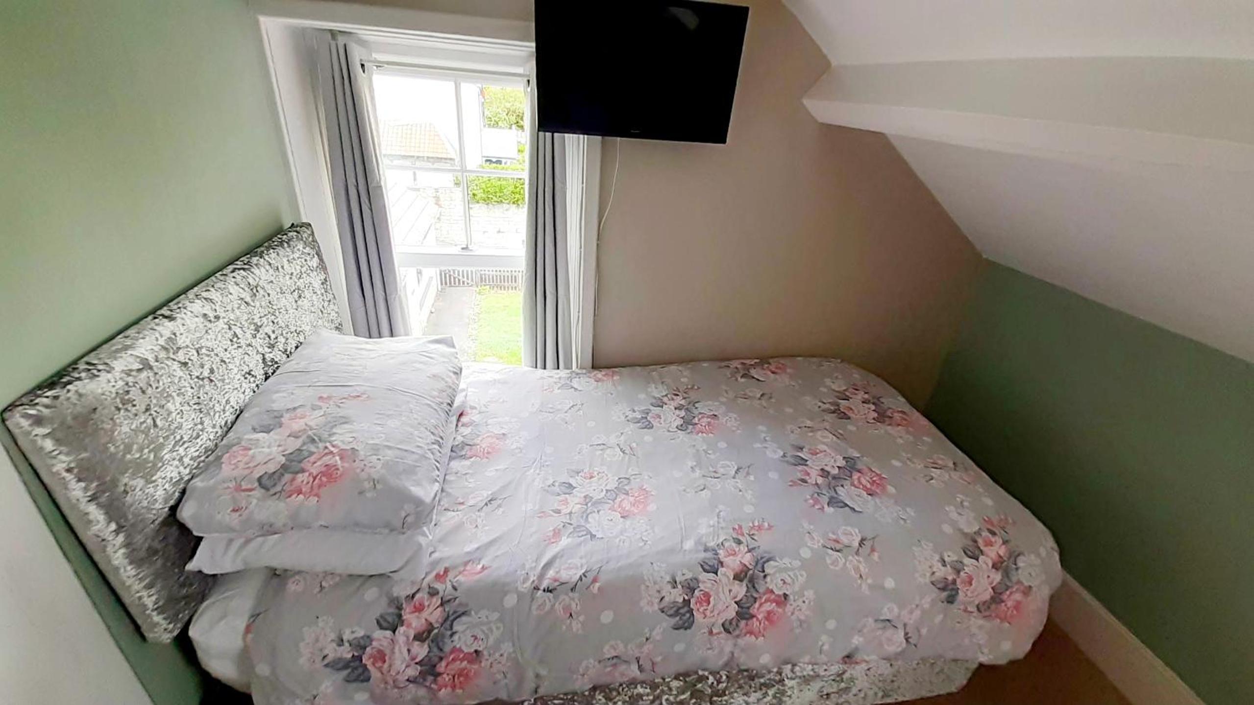 Superior Triple Room - Photo 26