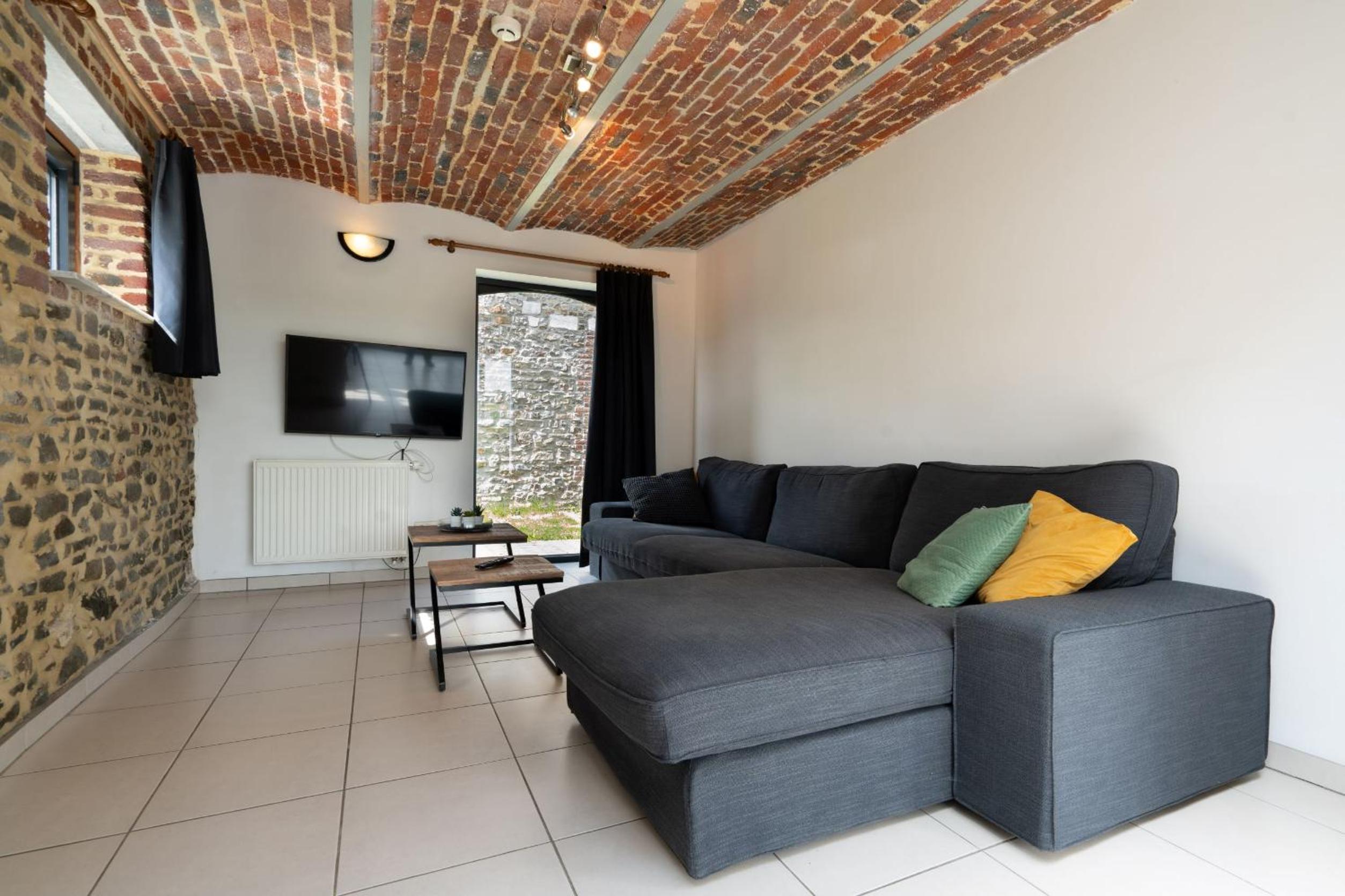 Four-Bedroom House photo 1