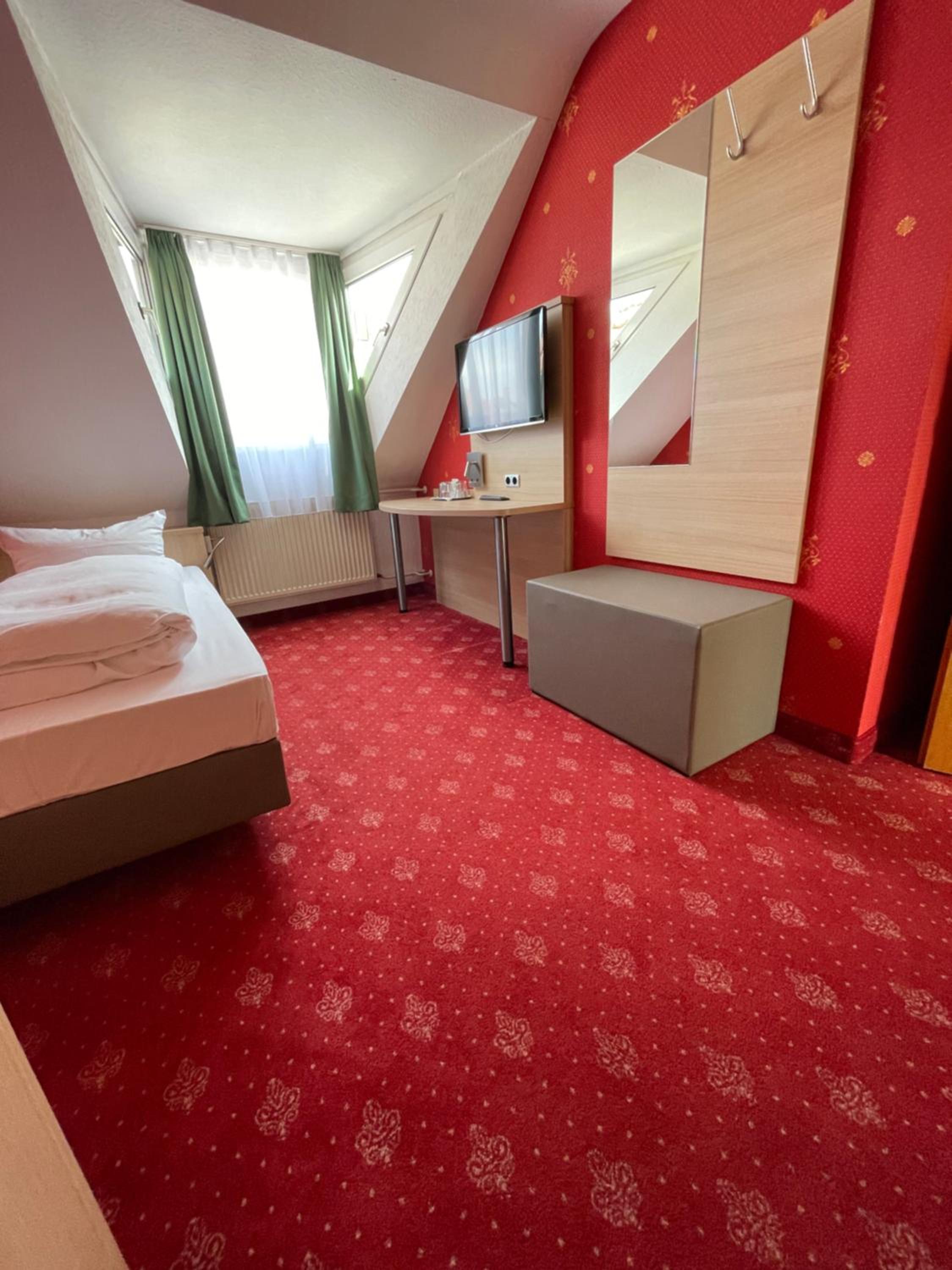 Single Room - Photo 26