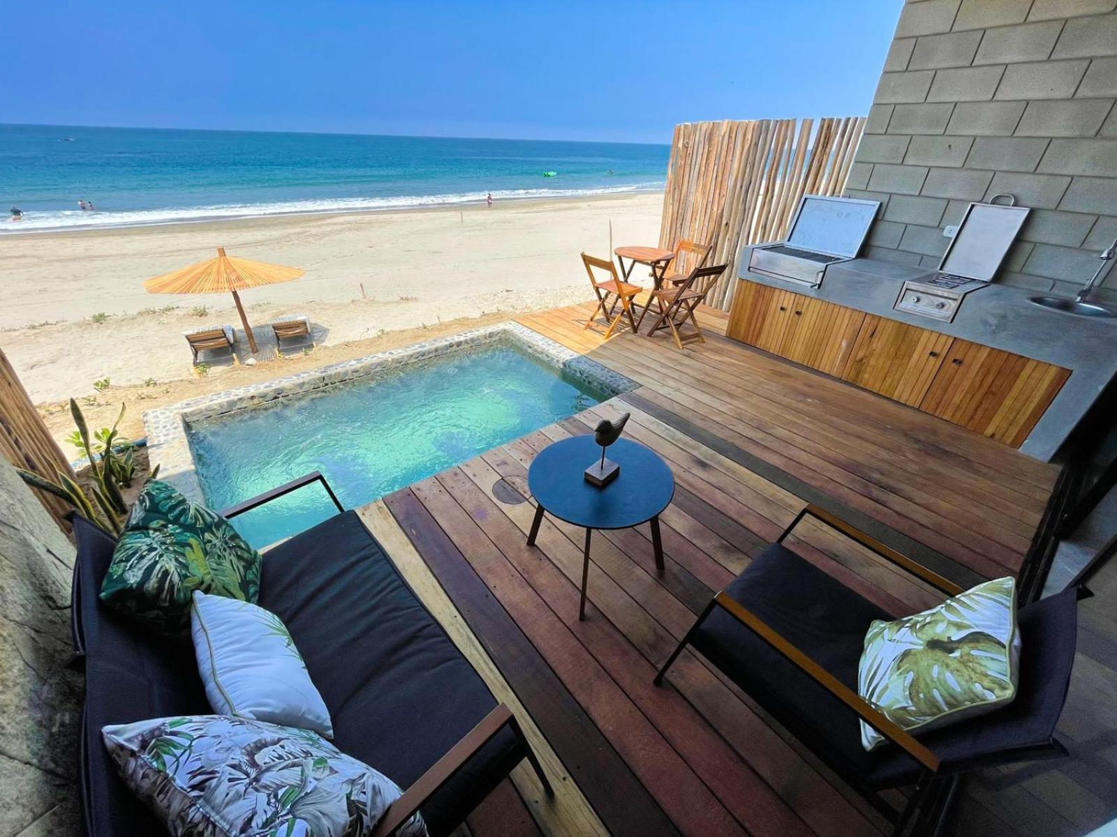 Villa - Beach Front photo 2