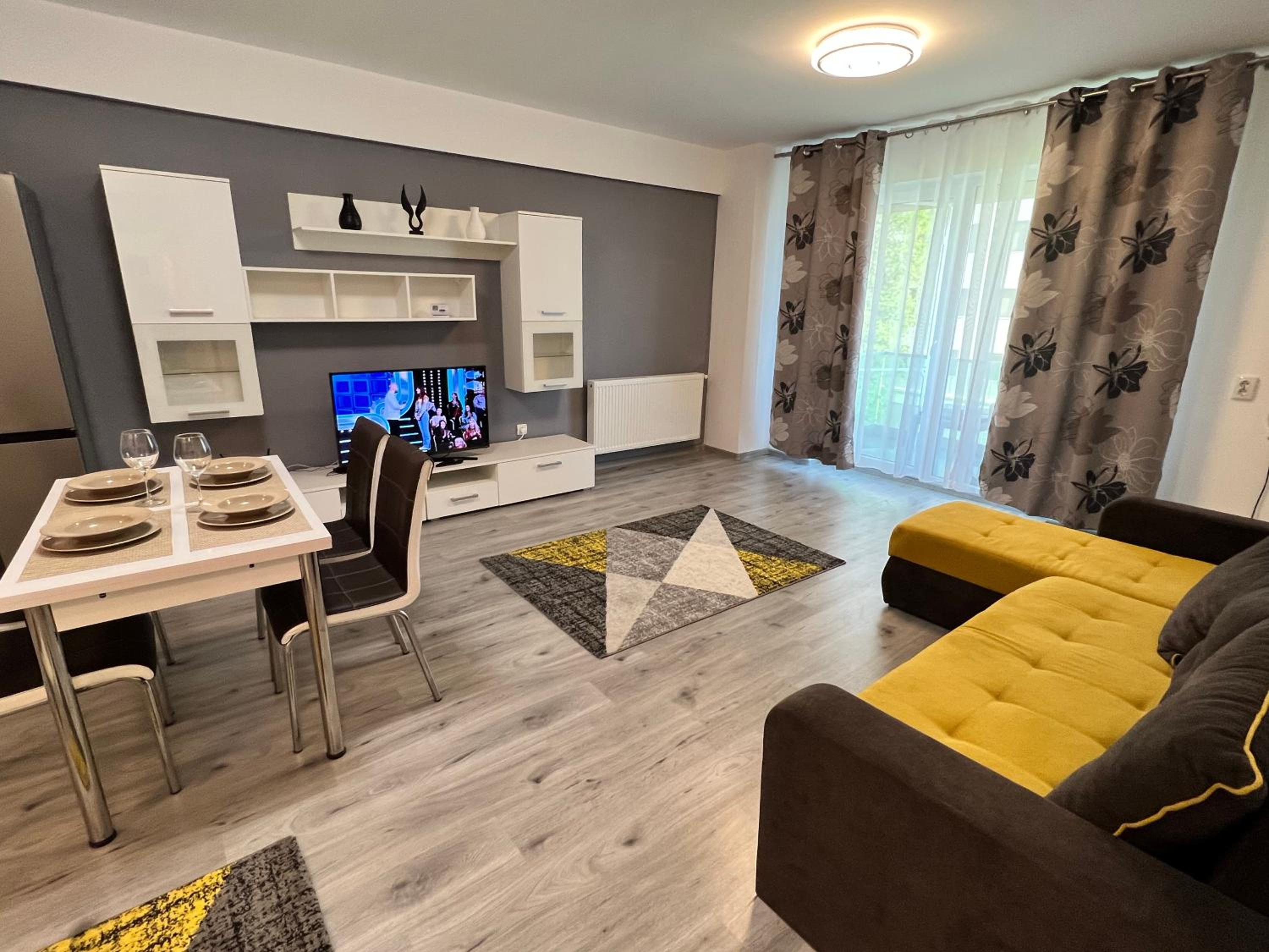 One-Bedroom Apartment - Photo 1