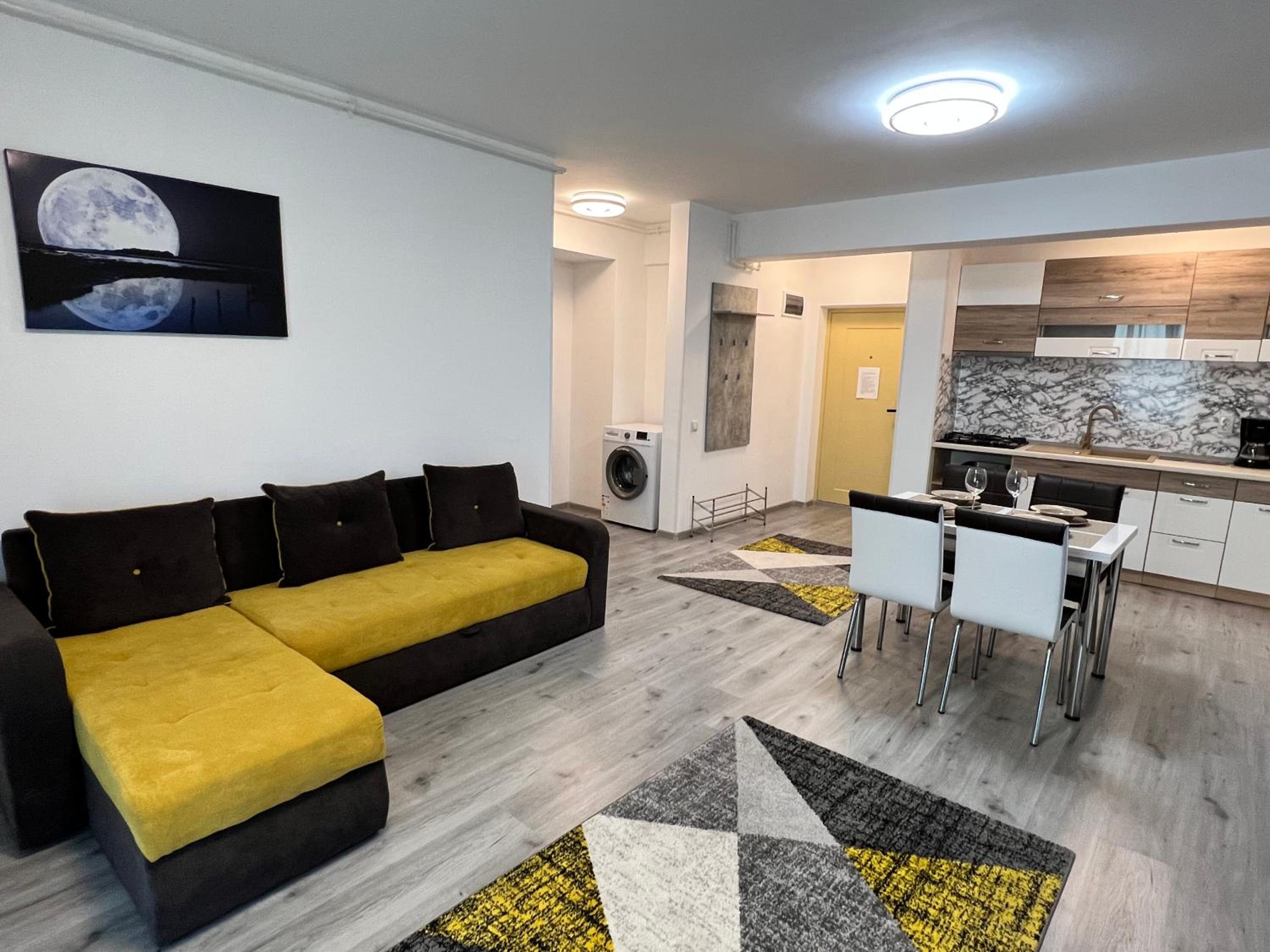 One-Bedroom Apartment - Photo 8