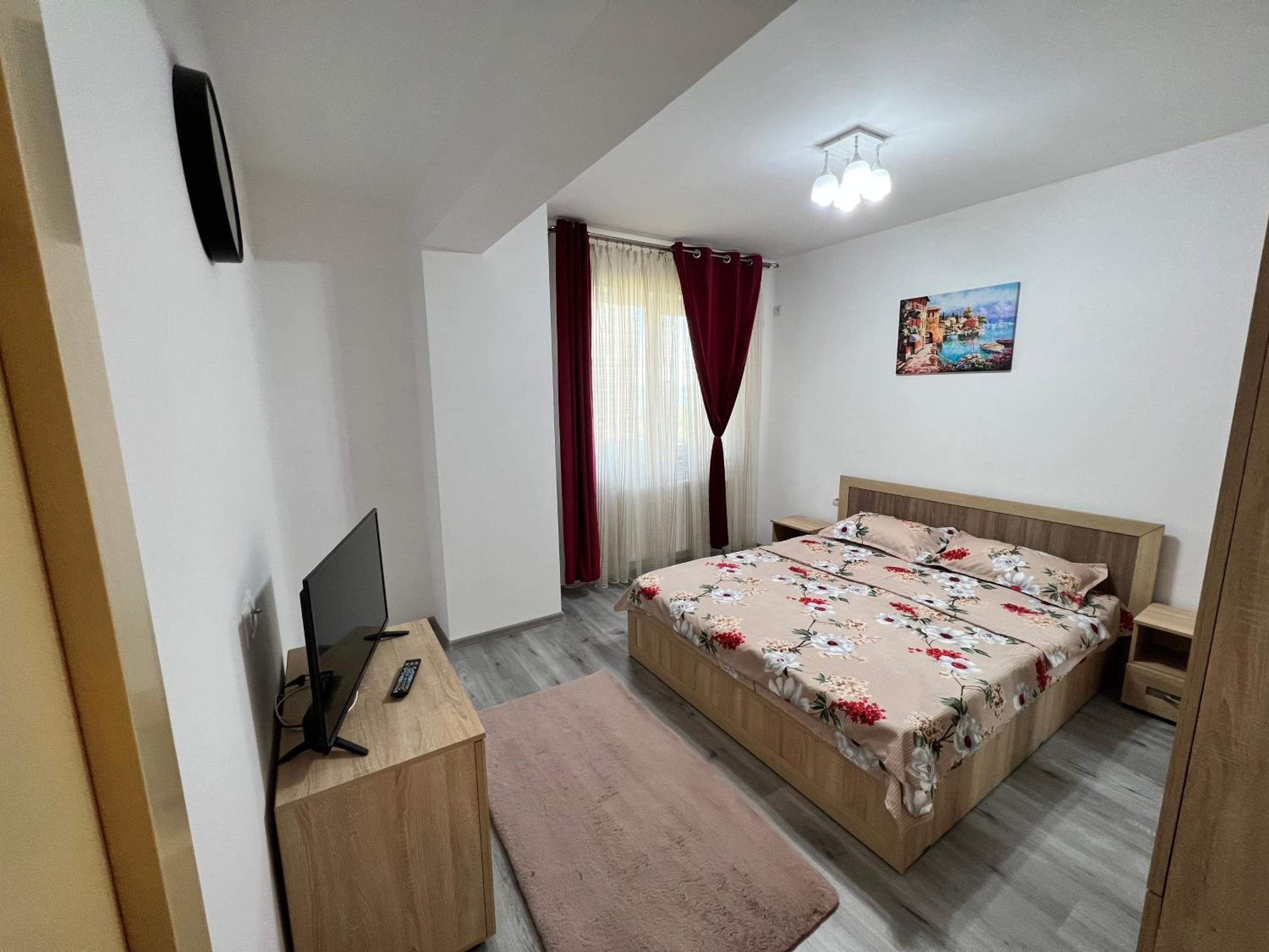 One-Bedroom Apartment - Photo 10